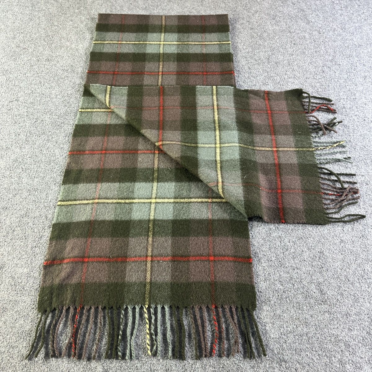 Johnstons Of Elgin Johnstons Of Elgin Scarf / Muffler / Neckwear T1123 Size ONE SIZE - 2 Thumbnail