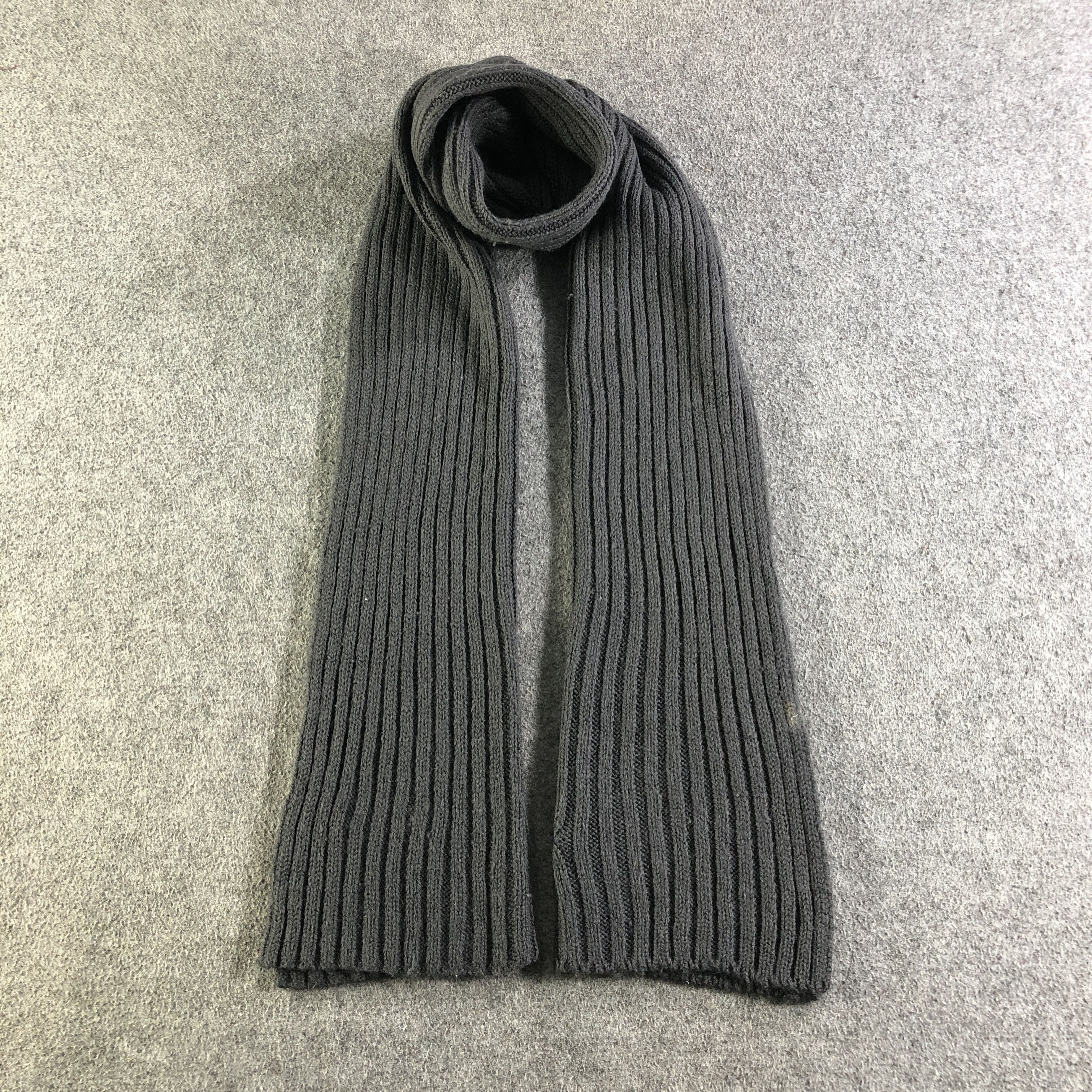 Vivienne Westwood Vivienne Westwood Pleated Wool Scarf Muffler Neckwear V2641 Size ONE SIZE - 1 Thumbnail