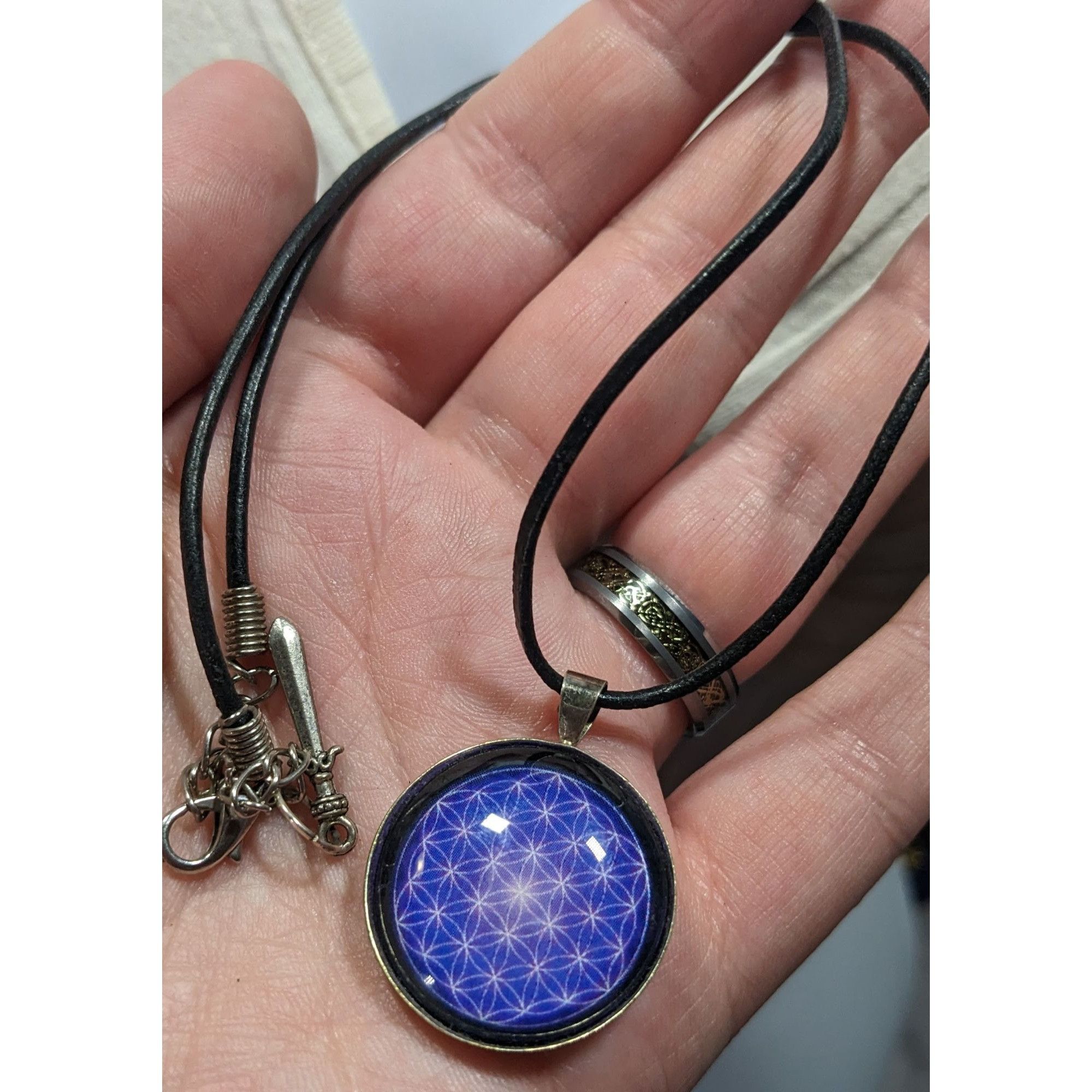 Other Blue And White Geometric Cabochon Pendant Necklace Size ONE SIZE - 4 Thumbnail