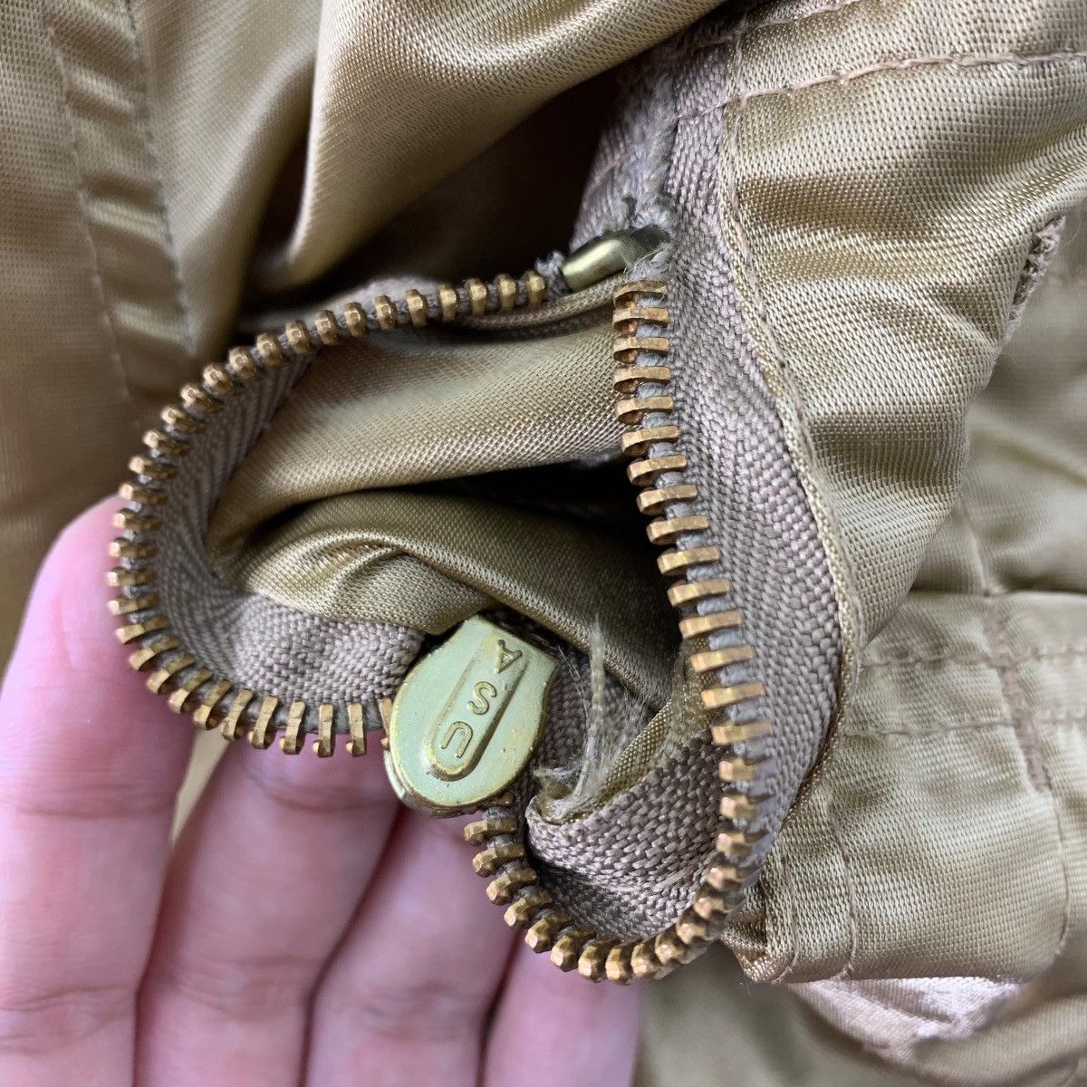 Alpha Industries × Vintage Vintage ALPHA INDUSTRIES MA-1 Bomber jacket Size US L / EU 52-54 / 3 - 11 Thumbnail