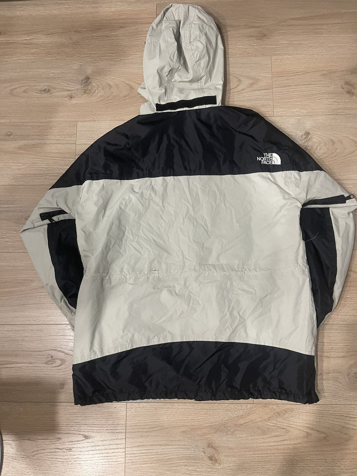 The North Face Vintage North Face GoreTex Jacket Size US L / EU 52-54 / 3 - 2 Thumbnail