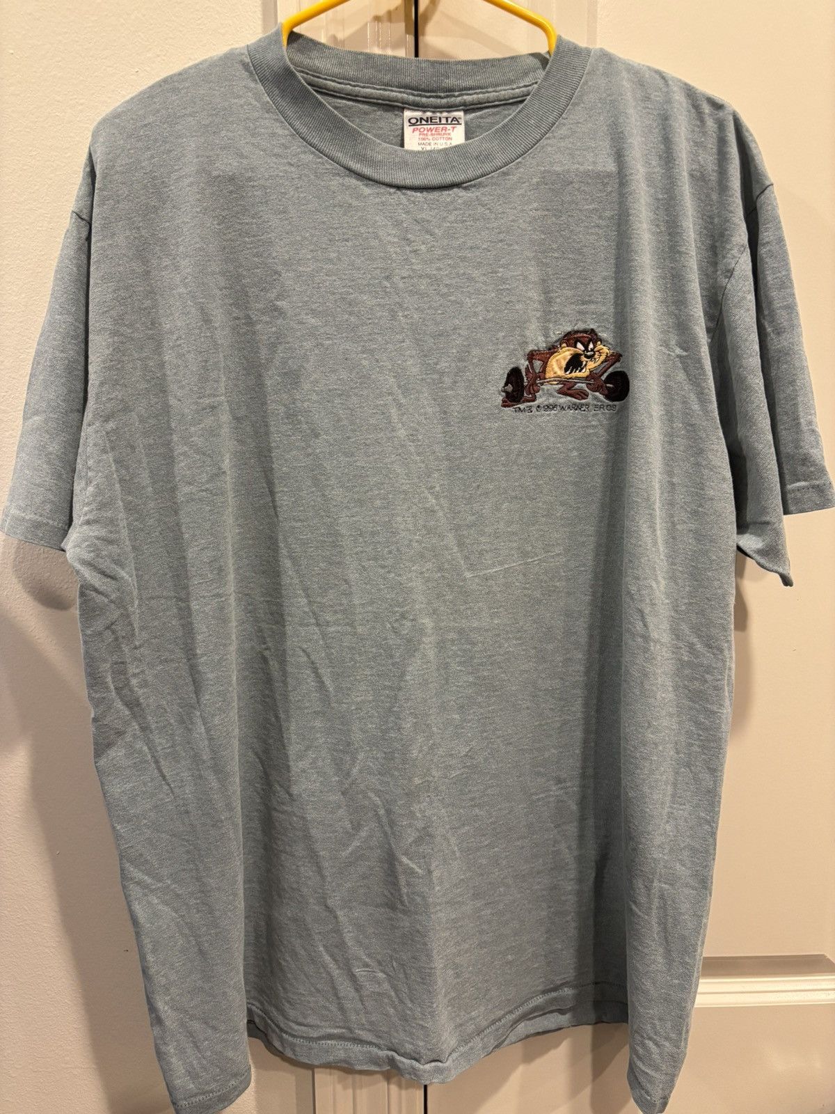 Other Vintage 1996 Weightlifting Taz Looney Tunes Shirt Oneita XL Size US XL / EU 56 / 4 - 1 Thumbnail