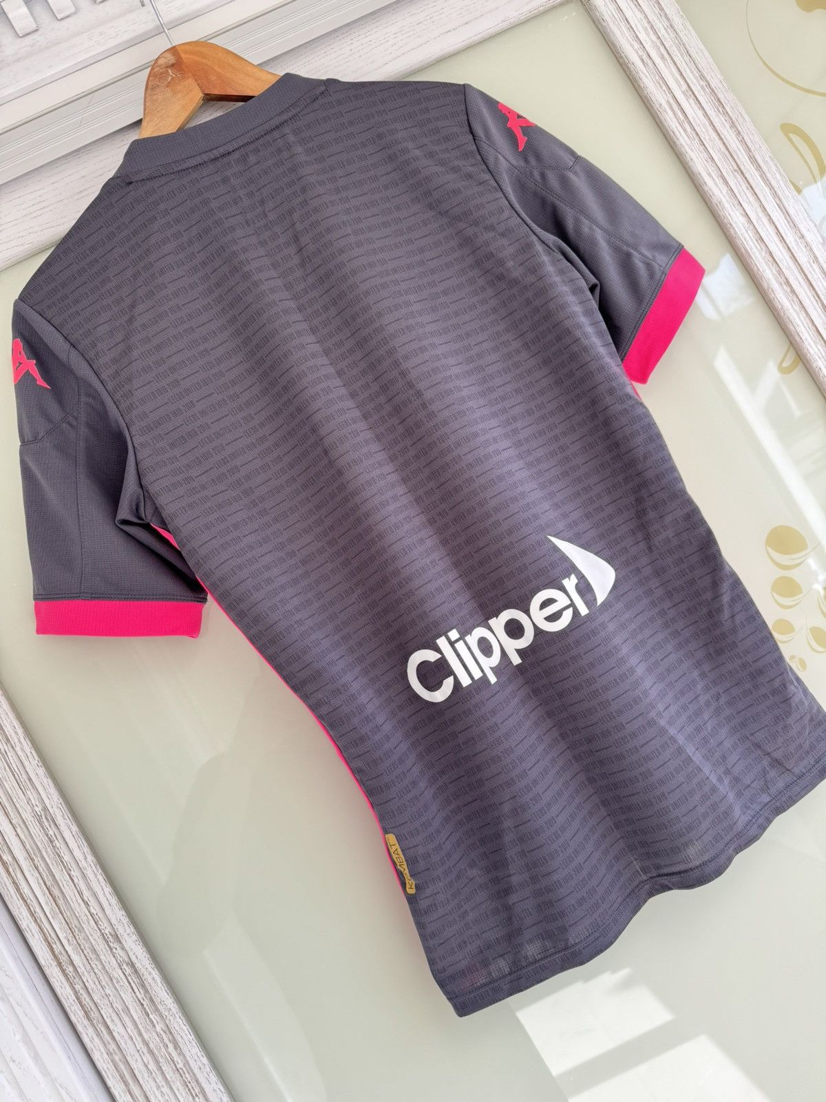 Kappa Leeds United 2019-2020 Away Soccer Jersey Football Shirt Kit Size US S / EU 44-46 / 1 - 9 Thumbnail