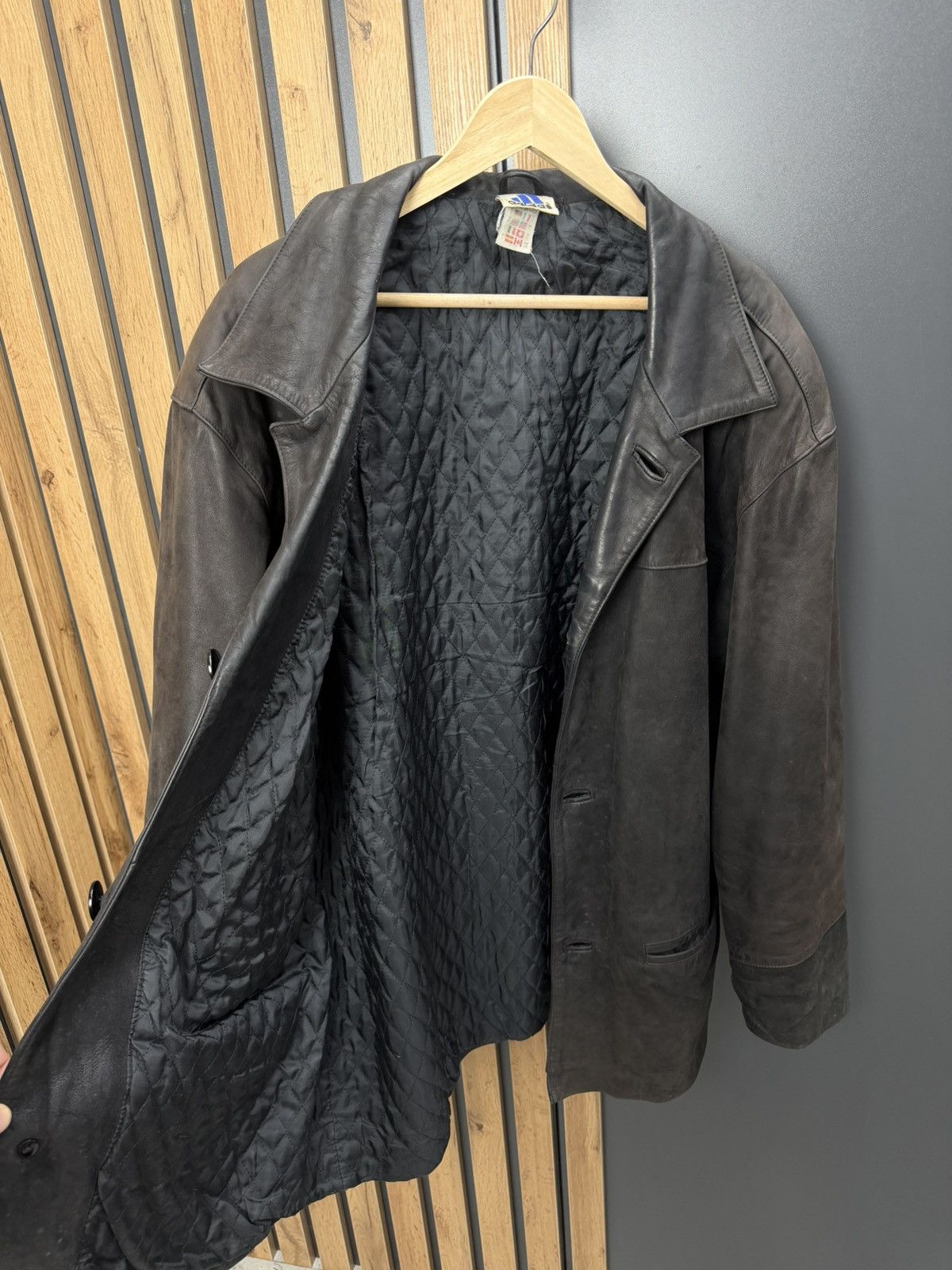 Adidas Vintage Adidas Dark Brown Leather Jacket Coat Size L Size US L / EU 52-54 / 3 - 11 Thumbnail