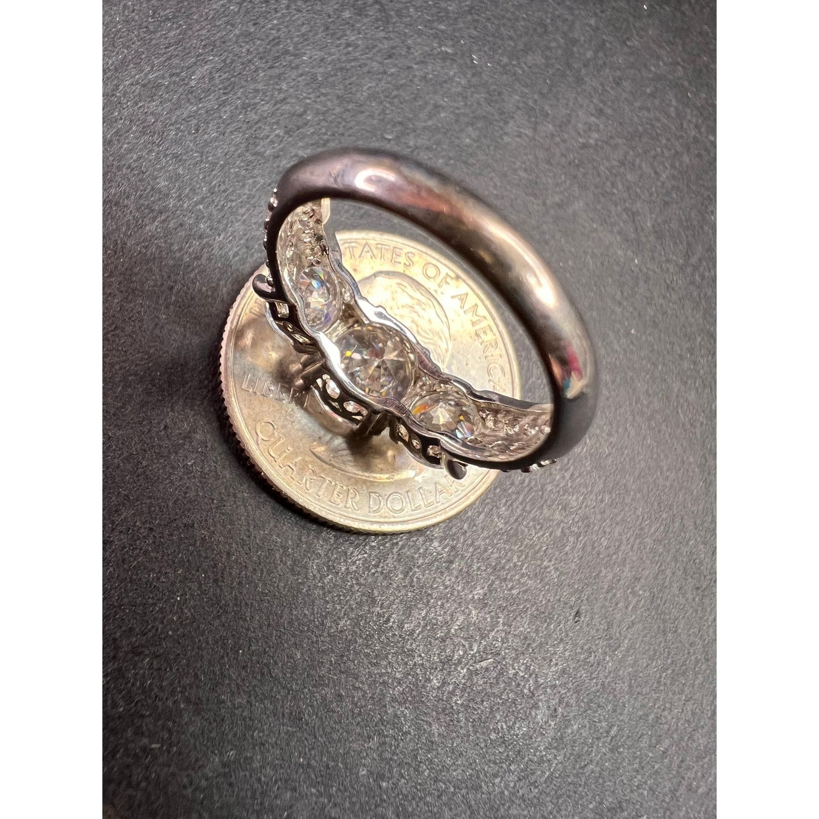 Other Vintage 3 stone CZ sterling silver ring size 7 Size ONE SIZE - 5 Thumbnail
