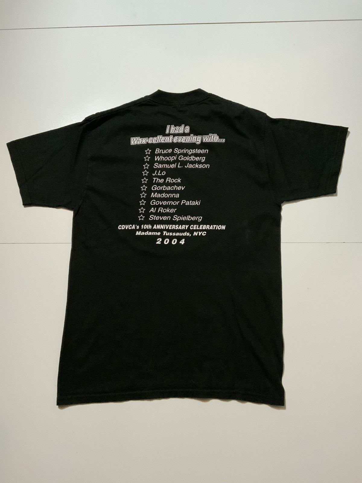 Jerzees × Vintage 2004 CDVCA’s 10th Anniversary Madame Tussauds NYC T-Shirt Size US L / EU 52-54 / 3 - 1 Thumbnail