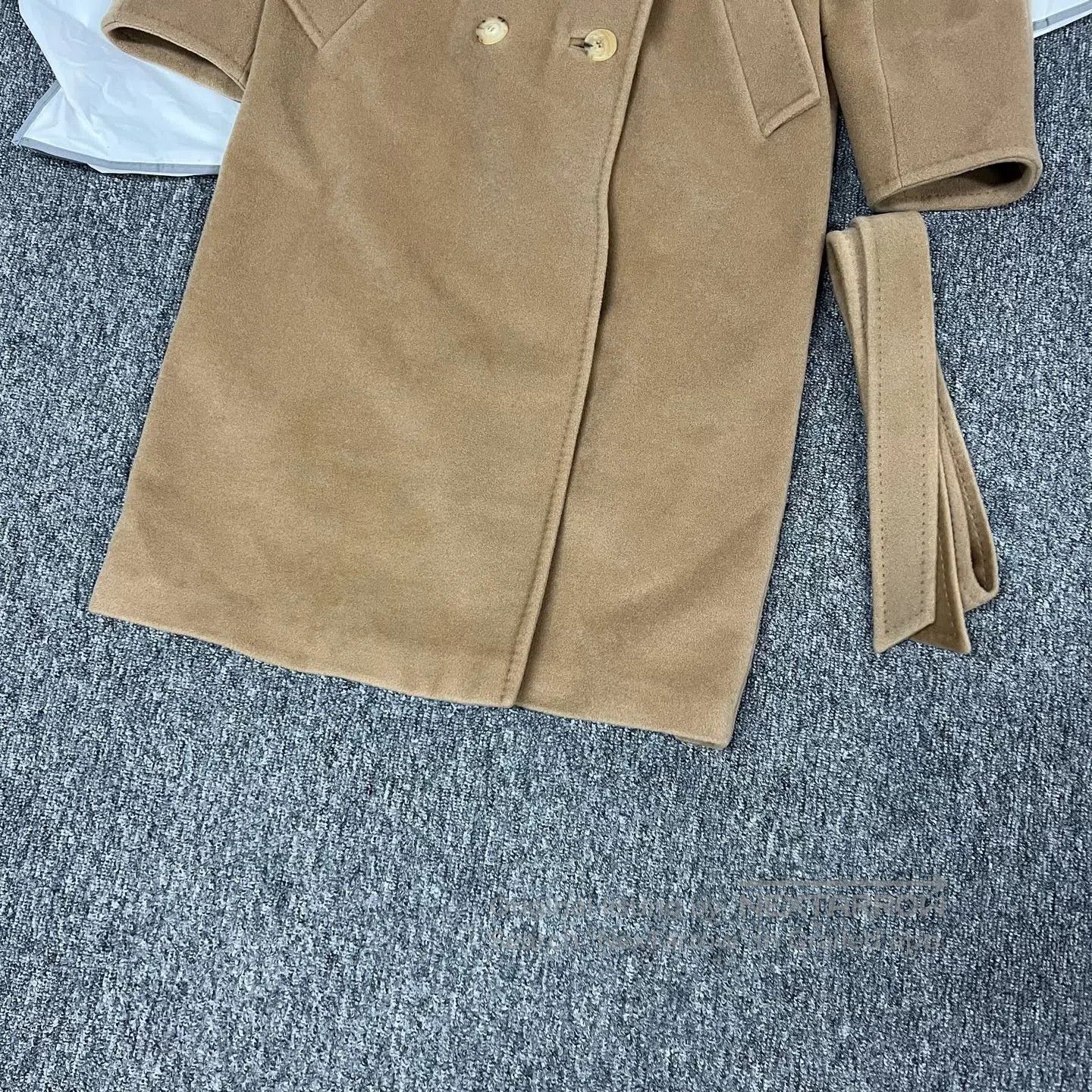 Max Mara MaxMara size 34 Classic model: 101801 coat| Size S / US 4 / IT 40 - 4 Thumbnail