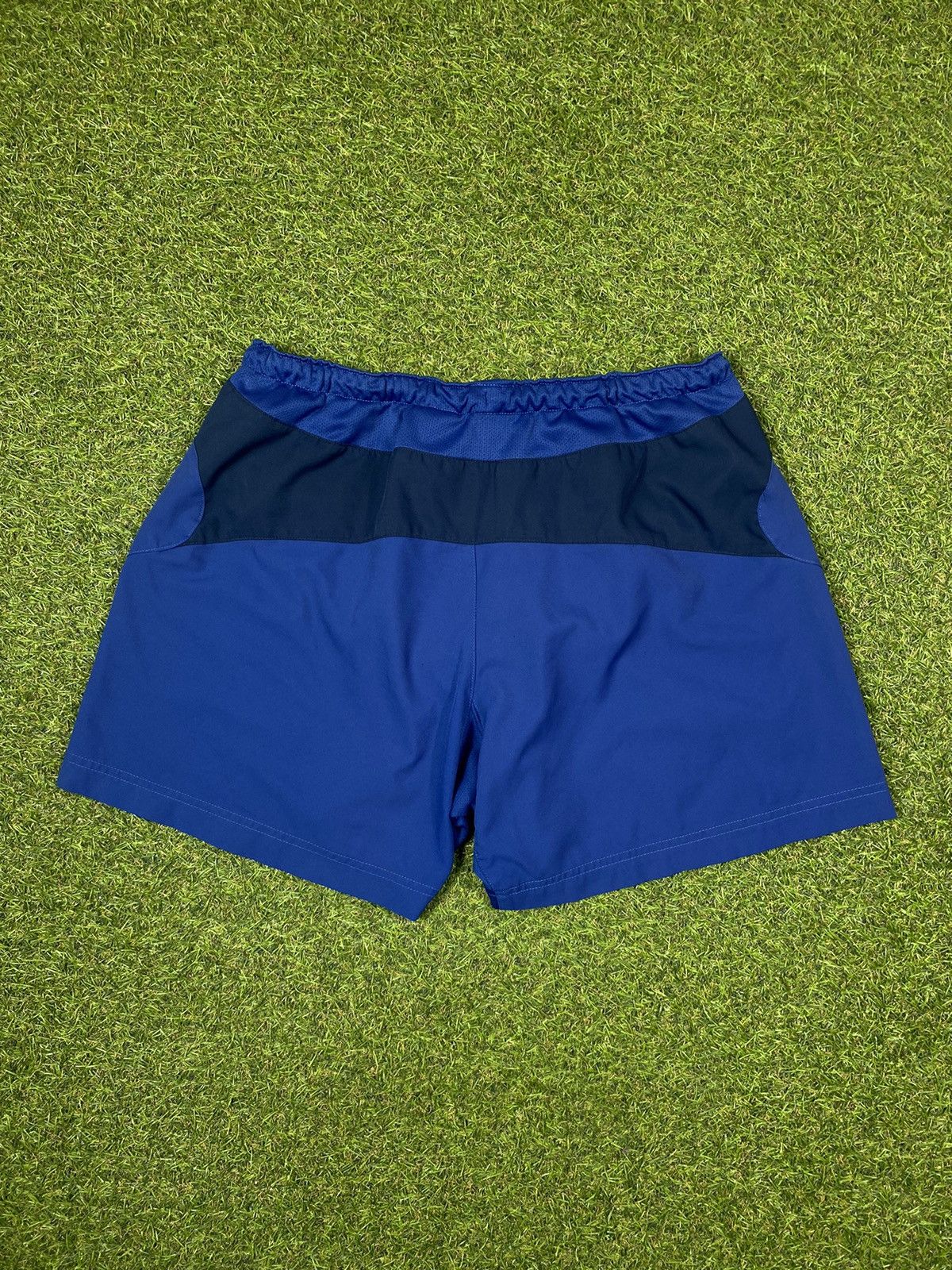 Nike Vintage Nike shorts streetwear swoosh casual y2k size M Size US 32 / EU 48 - 3 Thumbnail