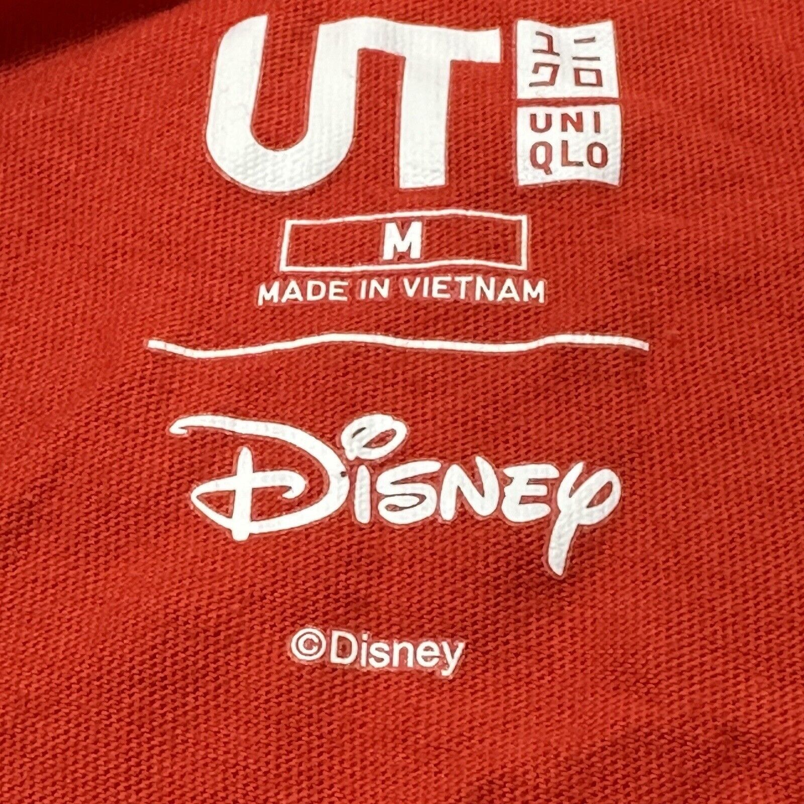 Uniqlo UNIQLO Disney Medium Mickey Mouse Pocket Square Red T Shirt Size US M / EU 48-50 / 2 - 6 Thumbnail
