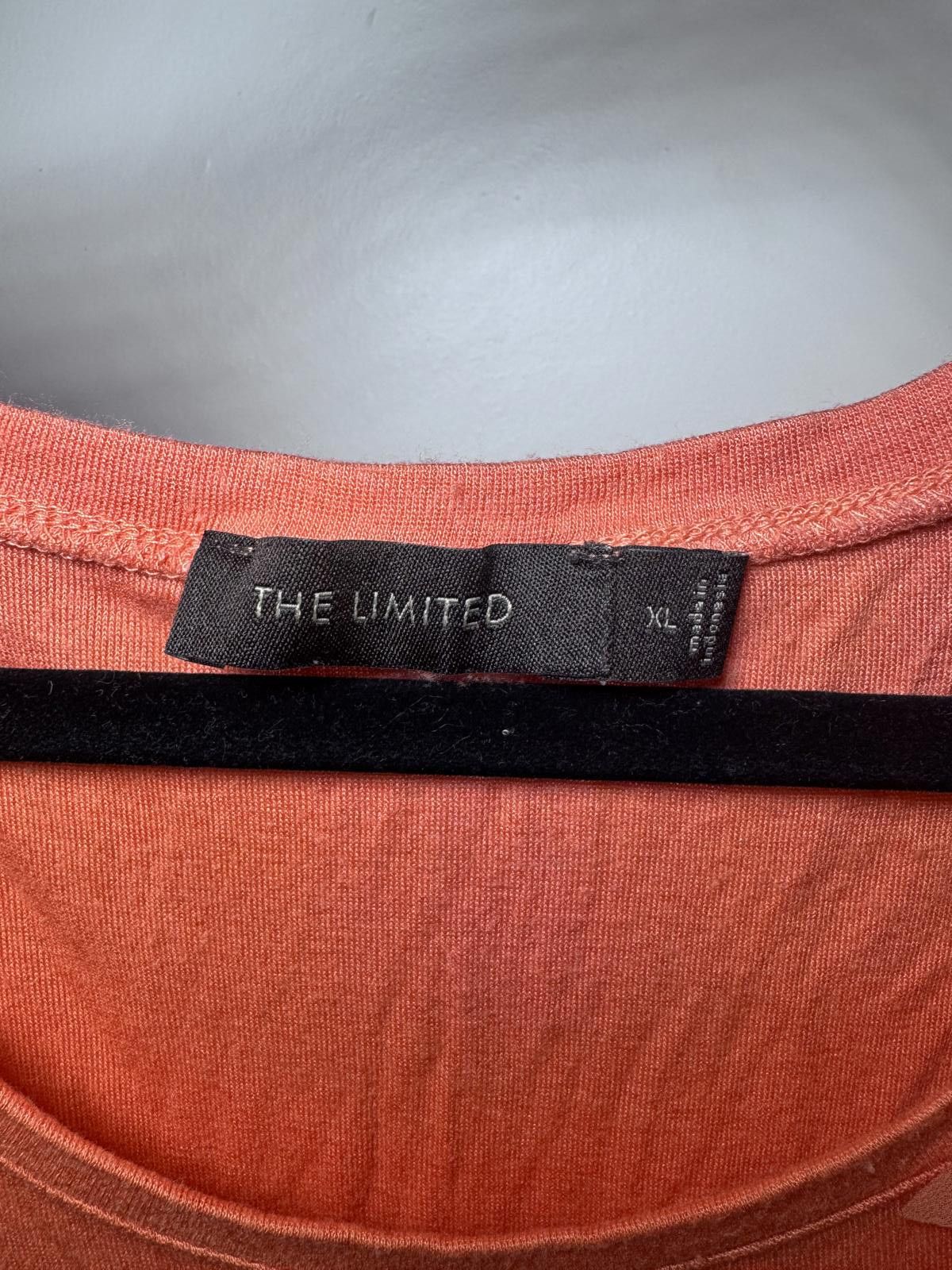 Designer Stylish Coral Top with Floral Accent by The Limited - XL Size XL / US 12-14 / IT 48-50 - 2 Thumbnail