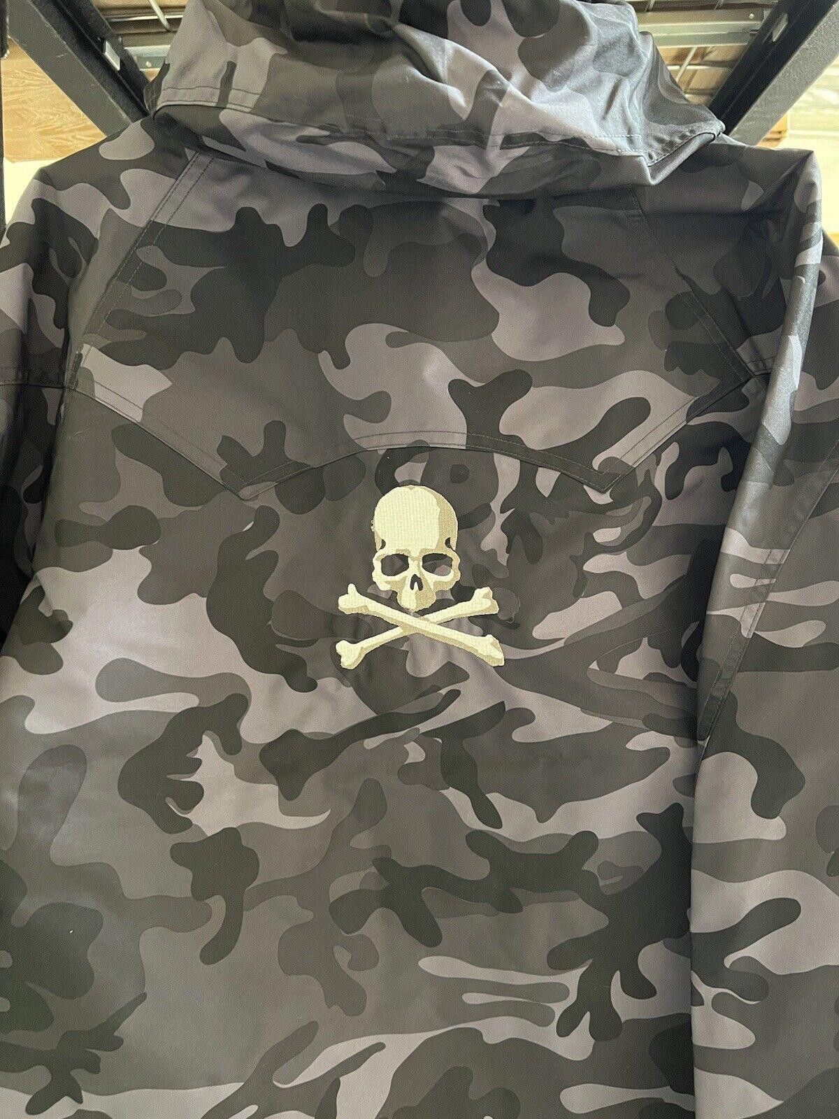Bape × Mastermind Japan A Bathing Ape Mastermind Japan Snowboard Jacket Black L BAPE Size US L / EU 52-54 / 3 - 5 Thumbnail