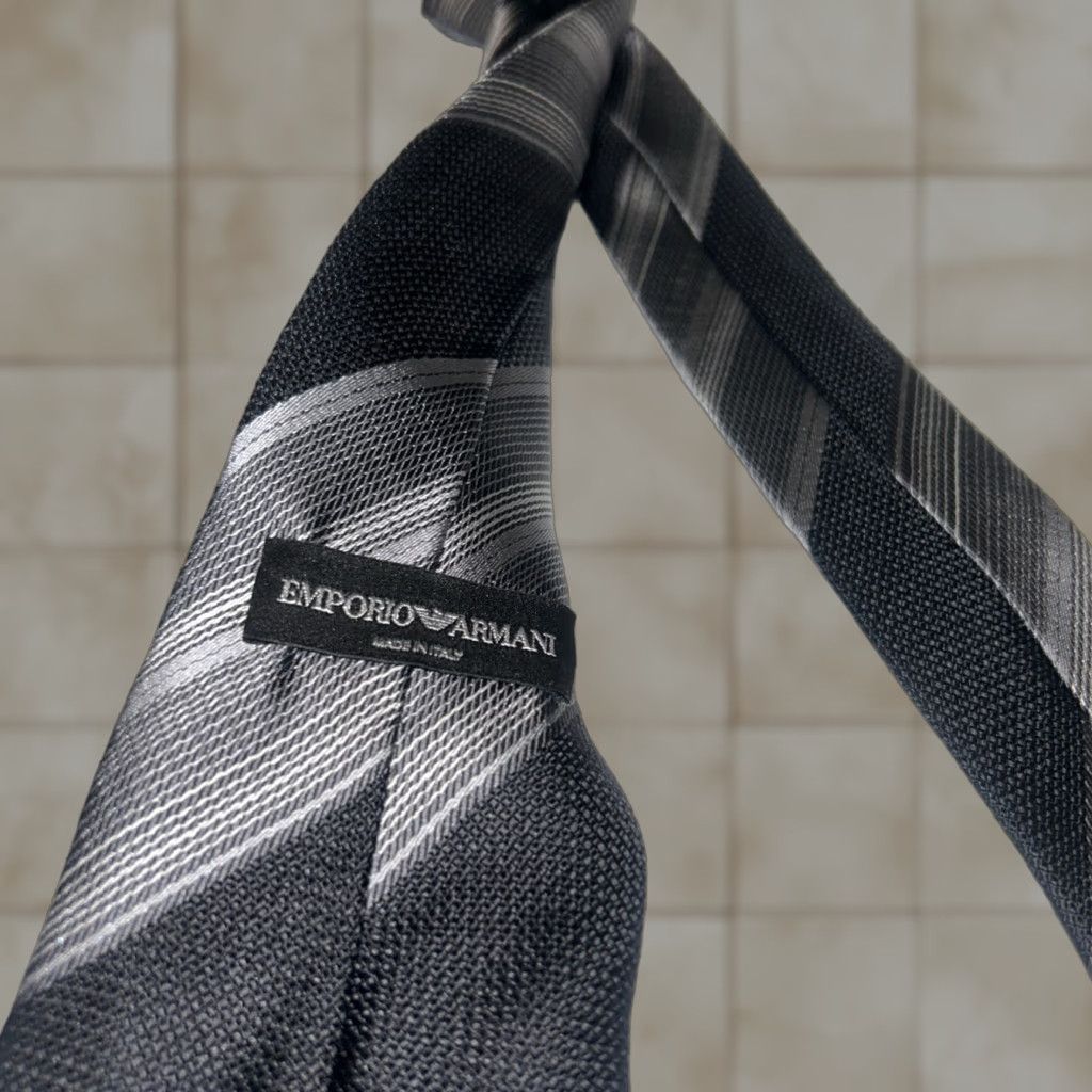 Emporio Armani VTG Emporio Armani Tie Silk Striped Repp Blk Blue Made In Italy Men’s Wide Tie 100% Silk Designer Italy Mens Size ONE SIZE - 1 Thumbnail