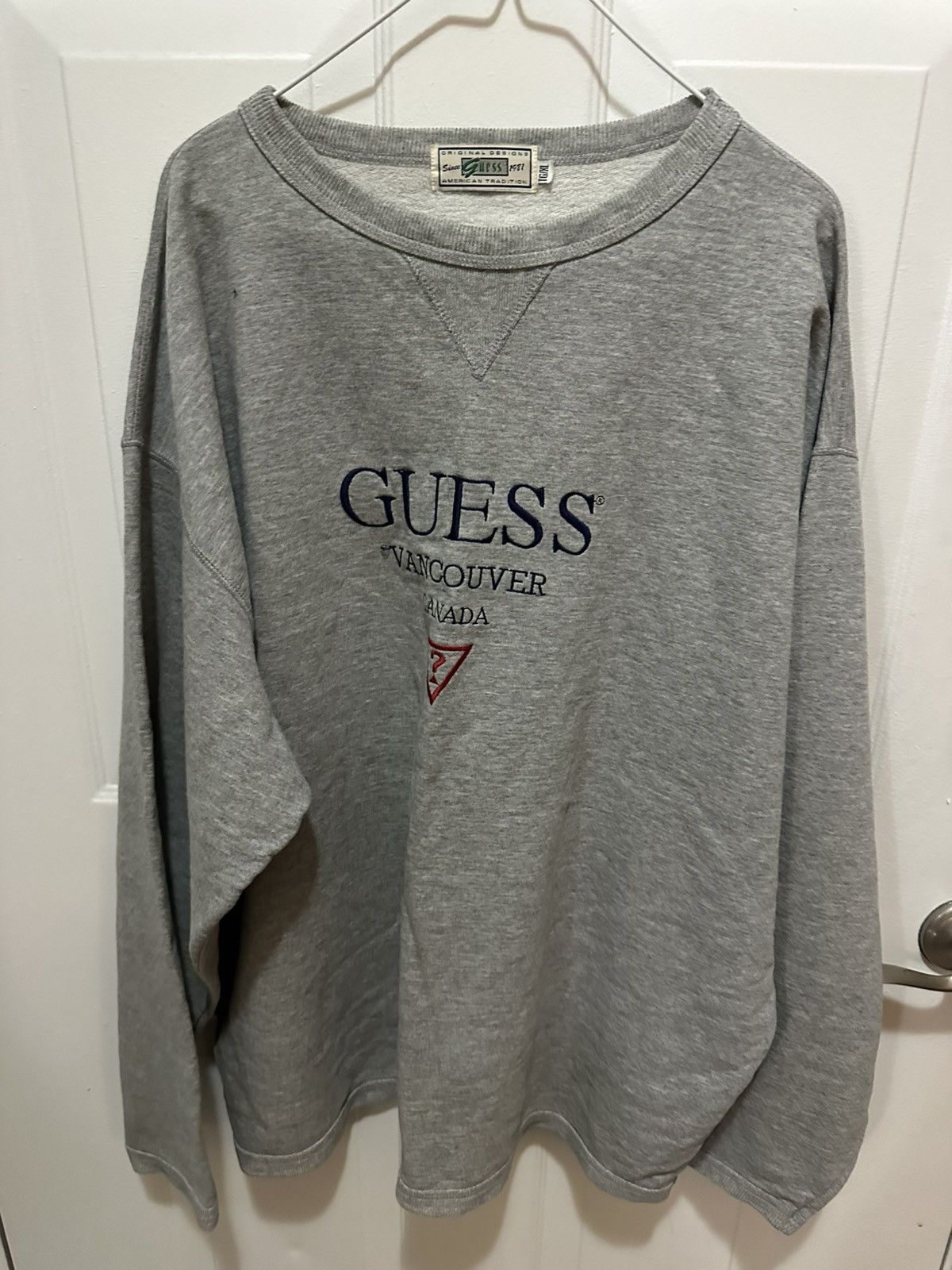 Guess guess vancouver canada sweatshirt Size US XXL / EU 58 / 5 - 1 Thumbnail
