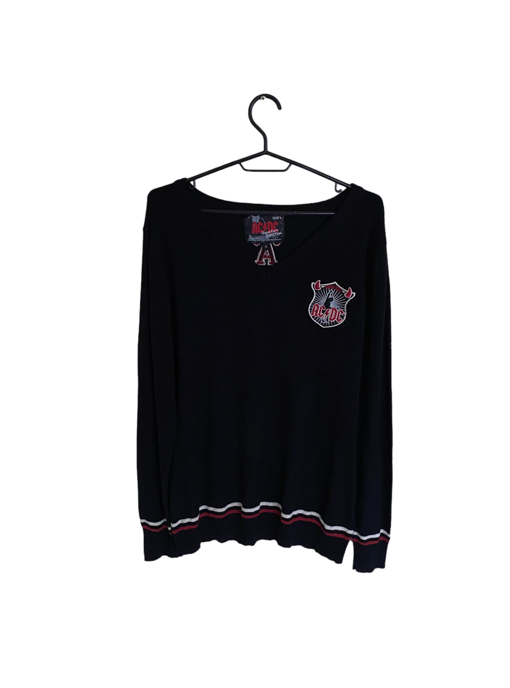 AC/DC × Band Tees AC/DC merchandise jumper Size US XL / EU 56 / 4 - 1 Thumbnail