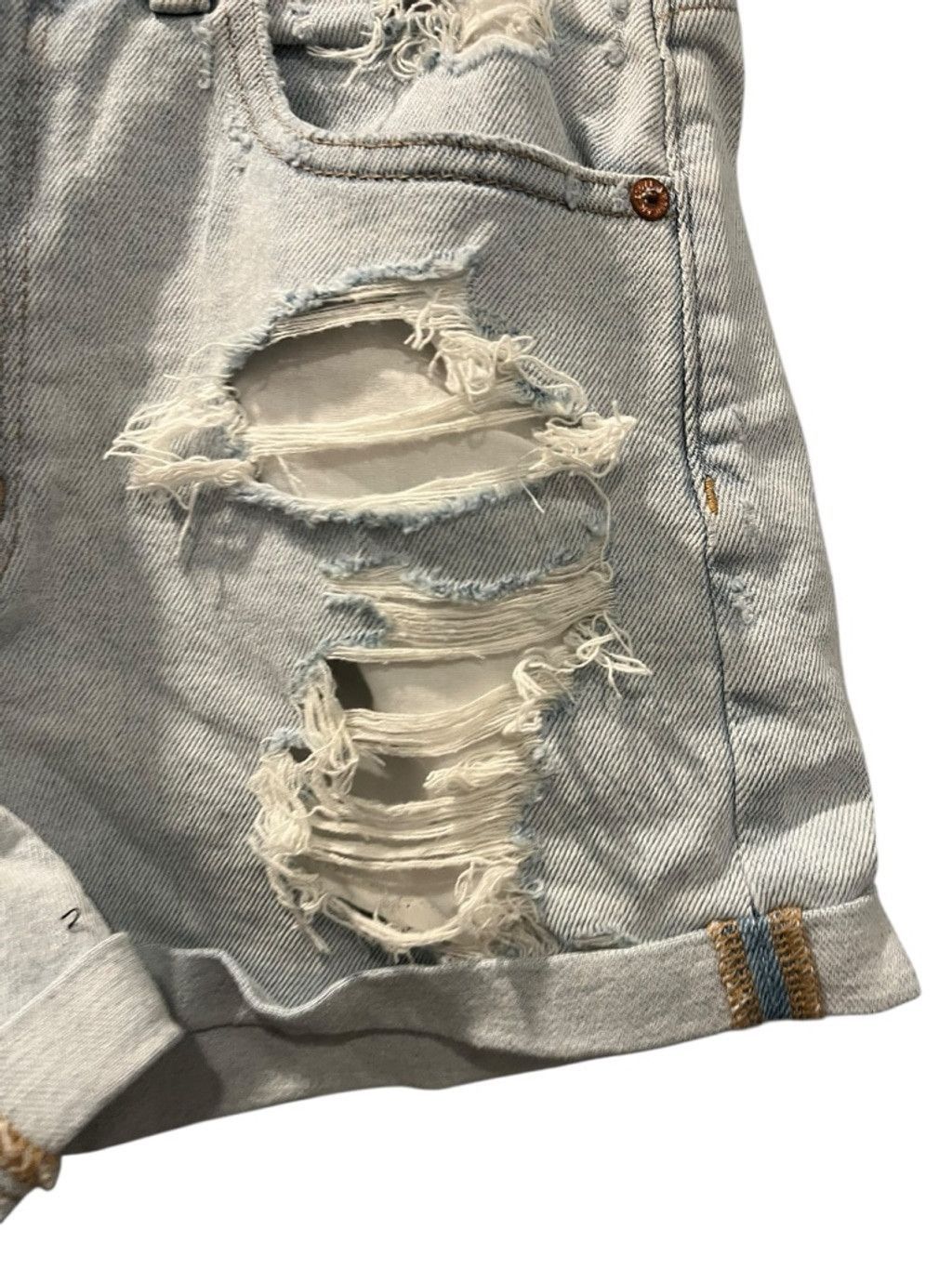 American Eagle Outfitters American Eagle Women's Size 6 Blue Distressed Denim Shorts Size 28" / US 6 / IT 42 - 2 Thumbnail