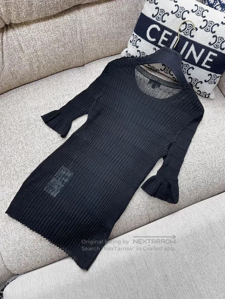 Chanel Chanel Black thin gold coin button wool knitted short slee Size XS / US 0-2 / IT 36-38 - 3 Thumbnail
