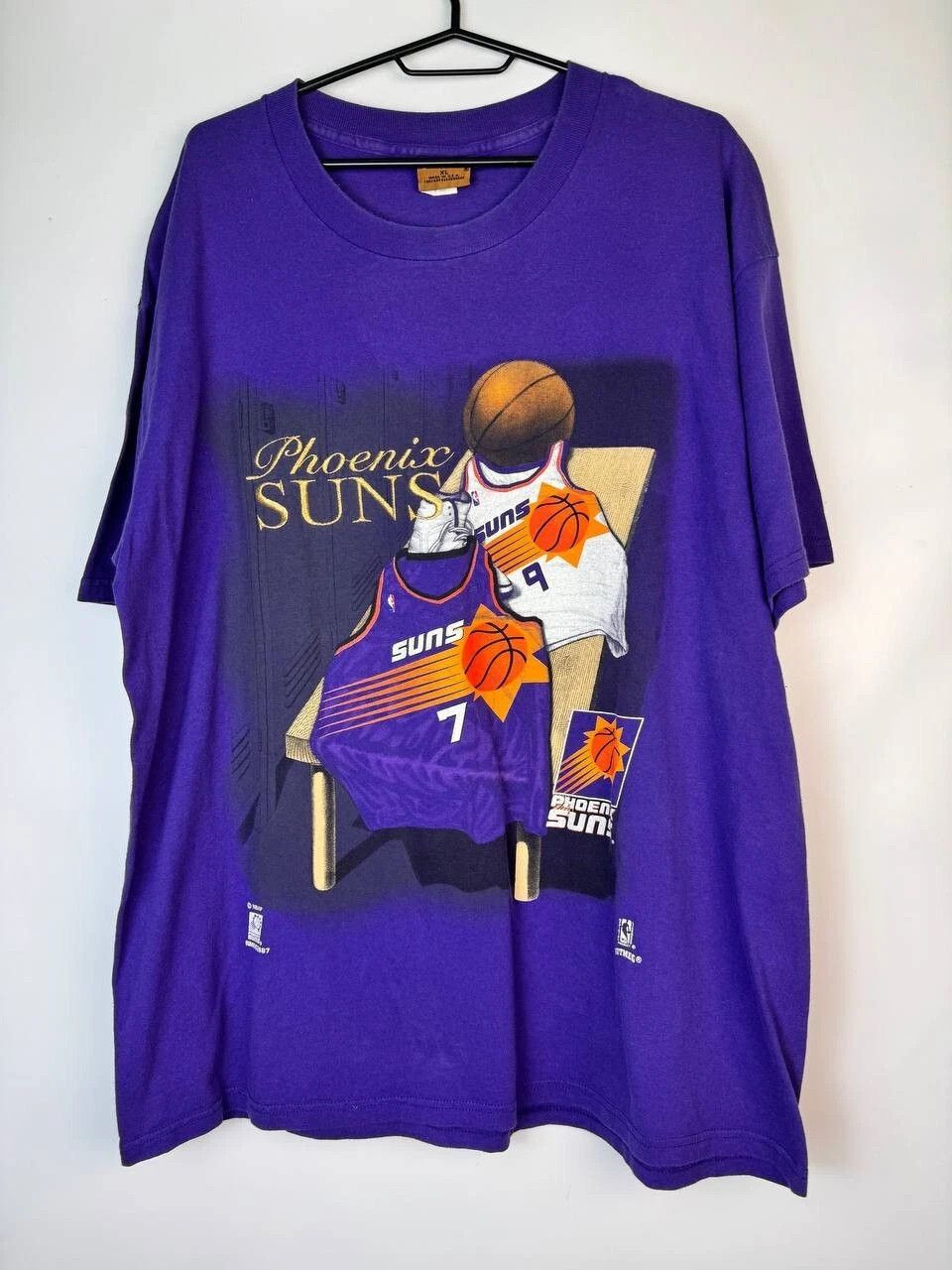 Nutmeg VTG 90s NBA Phoenix Suns T-Shirt Men’s Made In USA Nutmeg XL Size US XL / EU 56 / 4 - 1 Thumbnail