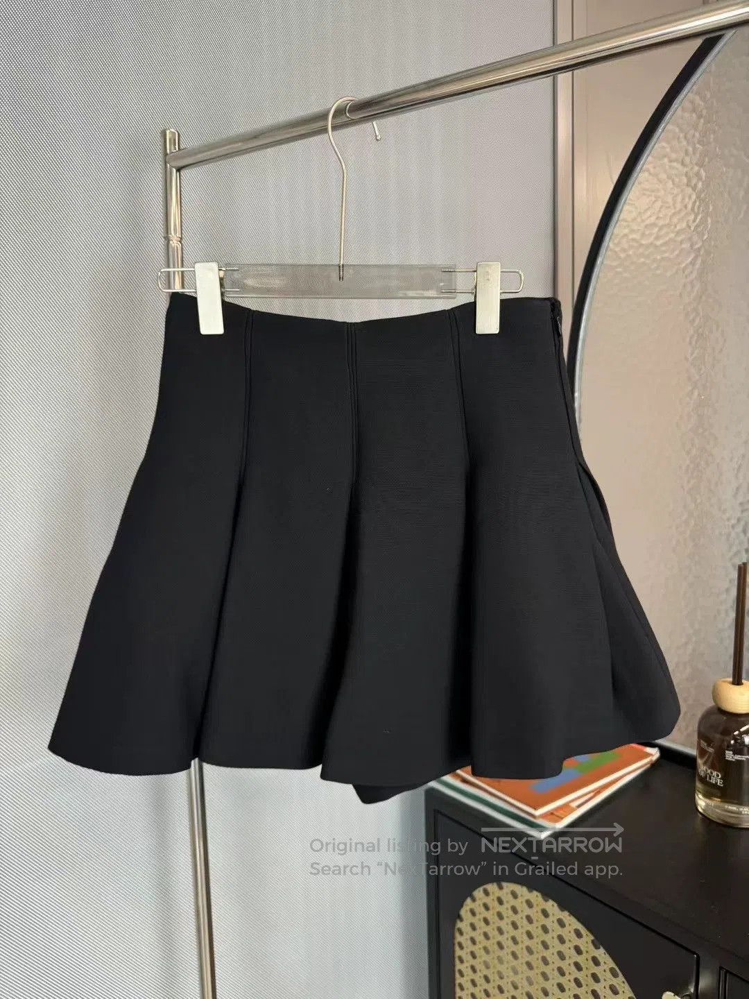 Dior dior black wool silk blend pleated skirt. Size US 34 / EU 50 - 1 Thumbnail