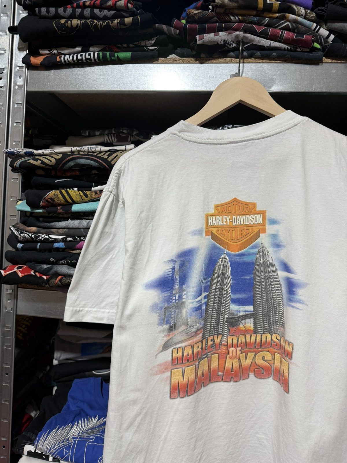 Harley Davidson Vintage 2004 Harley Davidson Daytona Of Malasiya T-Shirt Size US XL / EU 56 / 4 - 4 Thumbnail