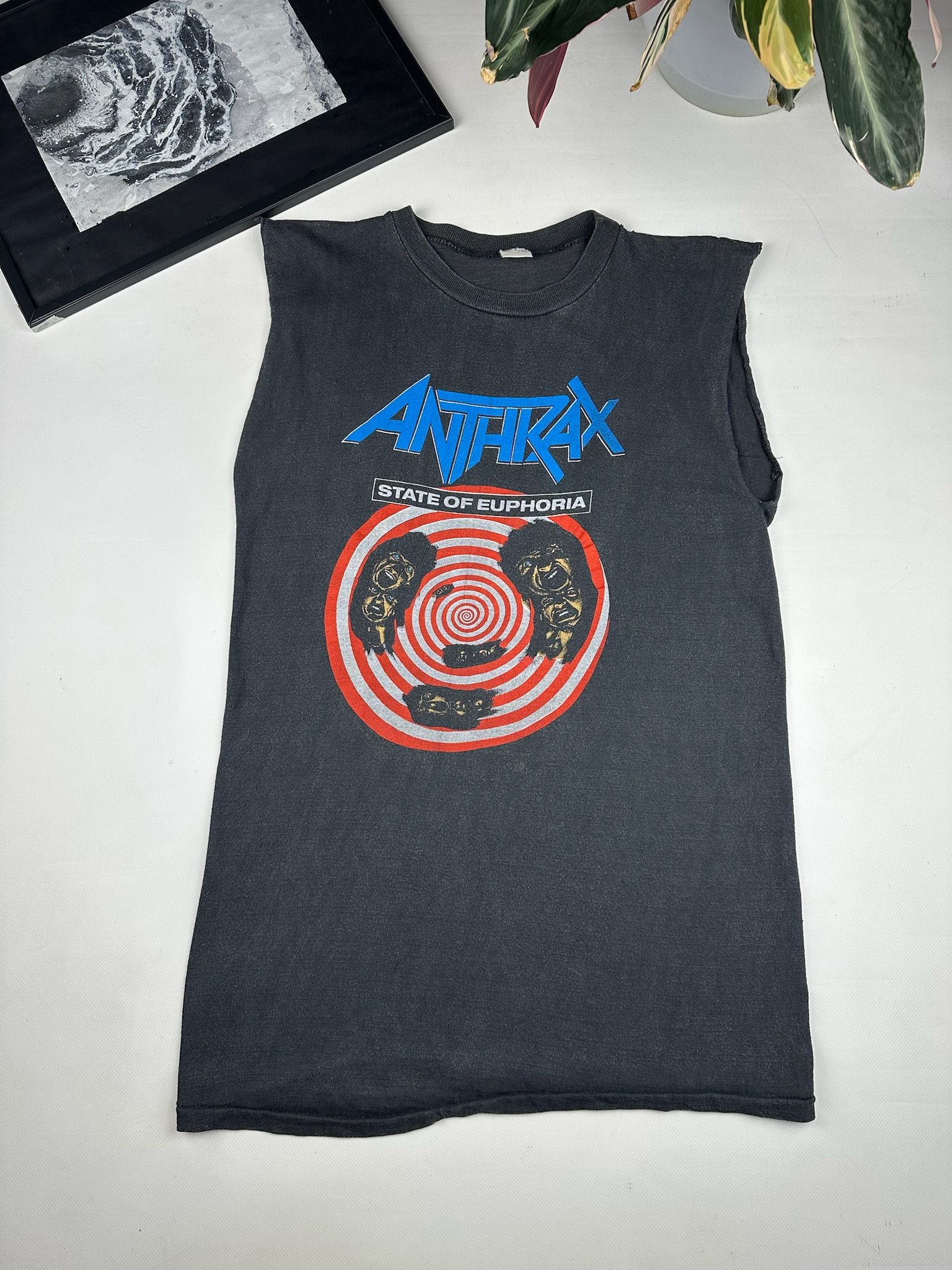 Band Tees Vintage Anthrax tee sleeveless Shirt tank top punk Size US M / EU 48-50 / 2 - 7 Thumbnail