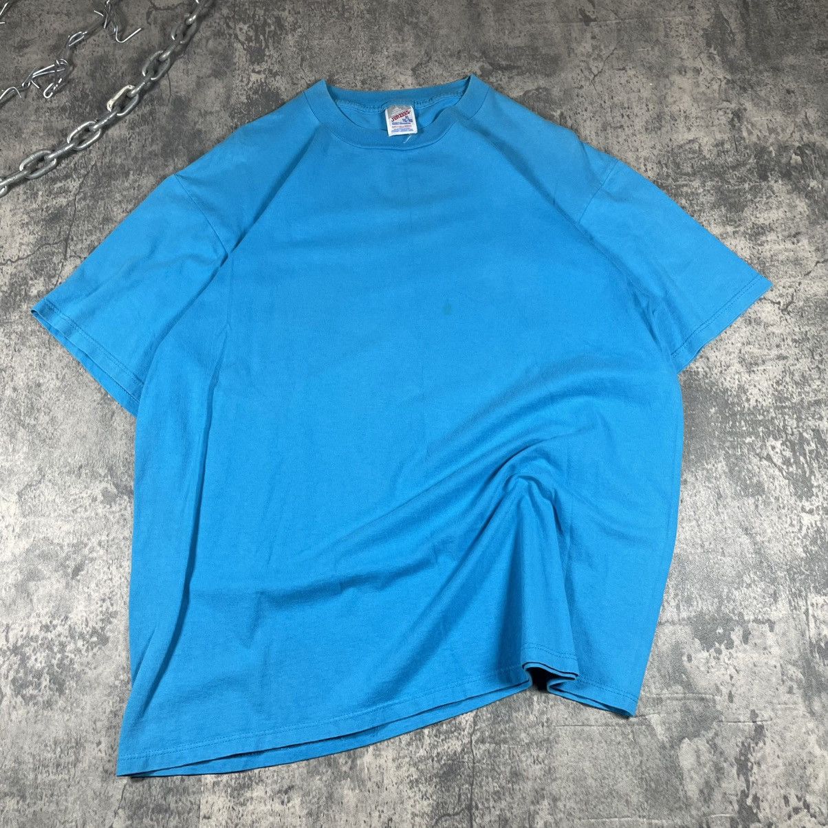 Vintage Vintage 90s Jerzees blank blue tshirt Size US XL / EU 56 / 4 - 1 Thumbnail