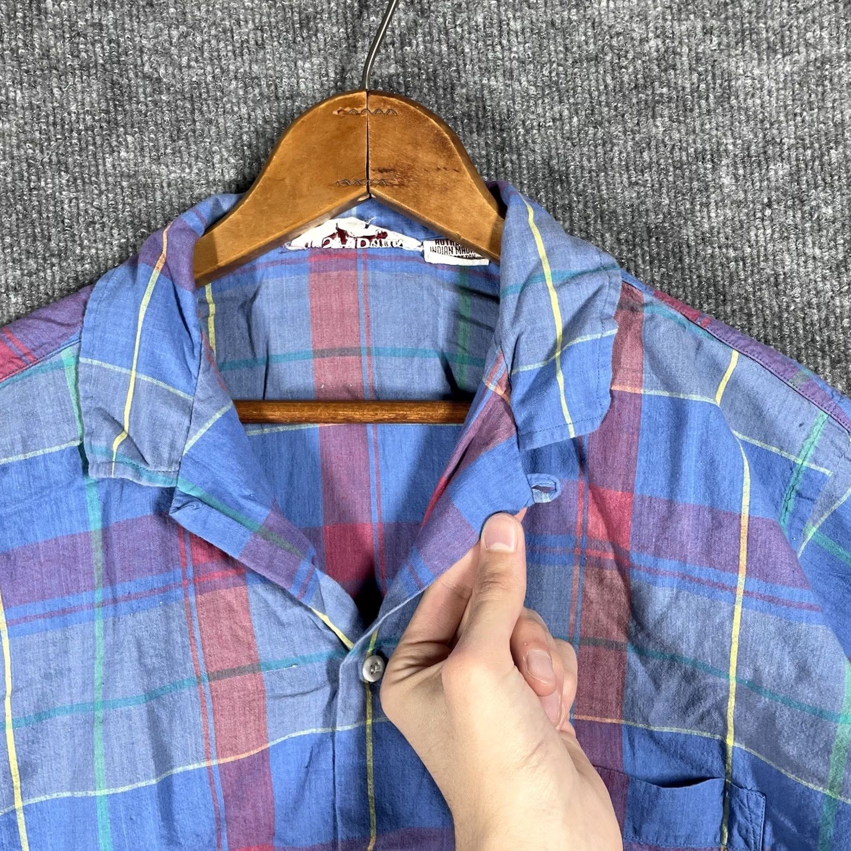 Jos. A. Bank VINTAGE Jos. A Bank Shirt Men Size Medium Loop Collar Plaid 60s 70s India Size US M / EU 48-50 / 2 - 2 Thumbnail