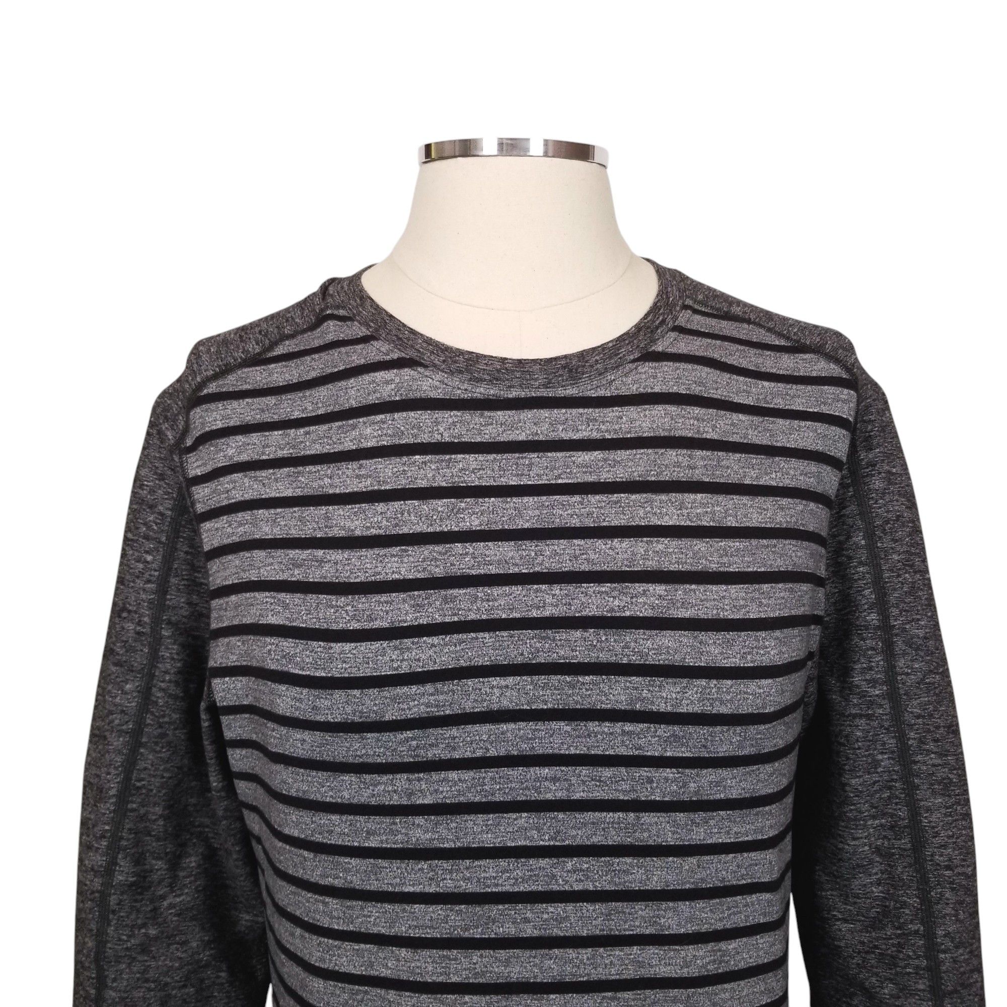 Lululemon Surge Warm Crew Size US M / EU 48-50 / 2 - 2 Thumbnail