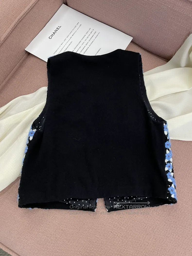 Chanel Chanel 24B blue small flower vest jacket Size XS / US 0-2 / IT 36-38 - 4 Thumbnail