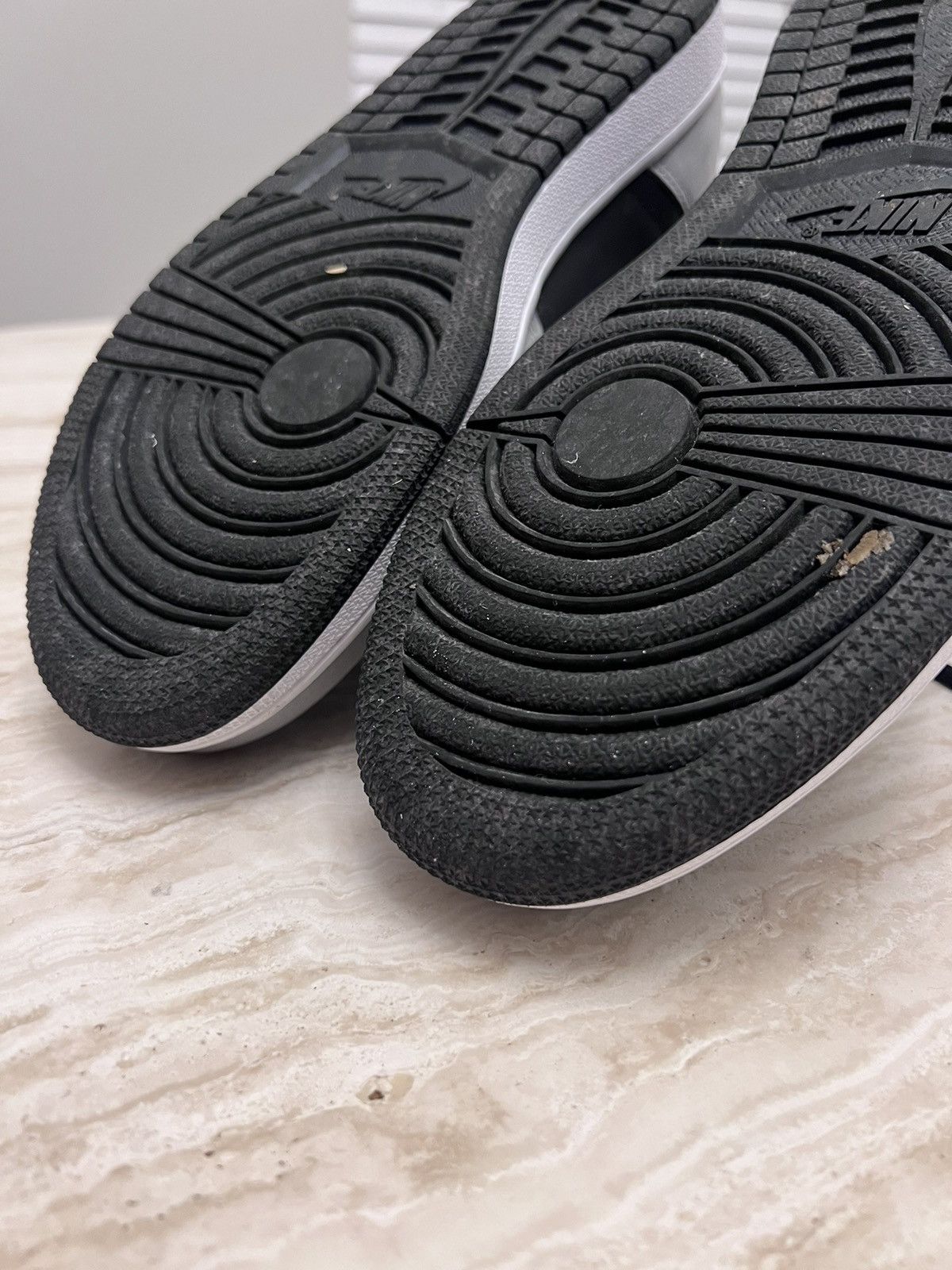 Jordan Brand Jordan 1 shadow grey 2.0 Size US 8 / EU 41 - 12 Thumbnail