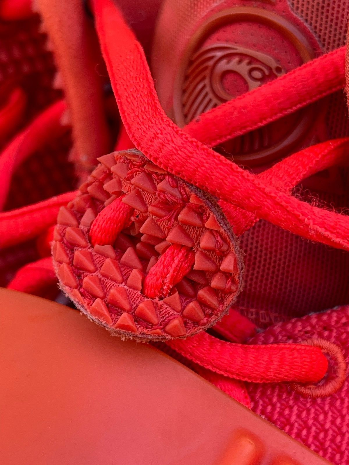 Kanye West × Nike Nike Yeezy red Octobers Size US 9.5 / EU 42-43 - 10 Thumbnail