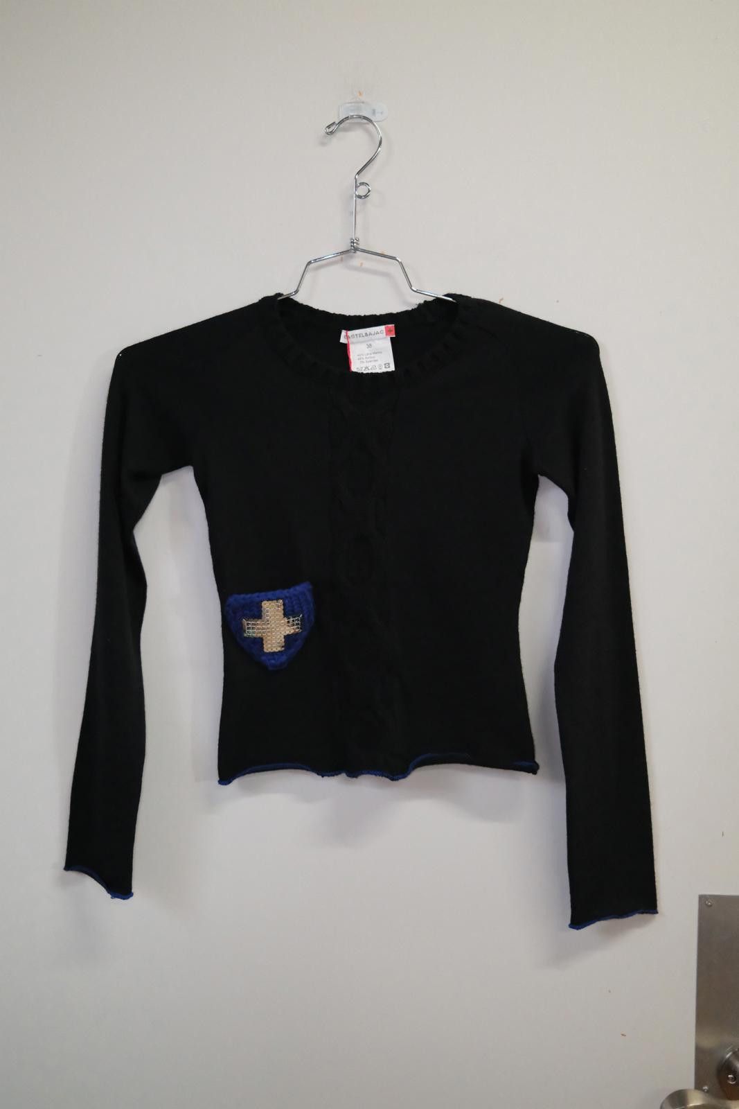 Jean Charles De Castelbajac 90's Castelbajac Shield Patch Sweater Size S / US 4 / IT 40 - 1 Thumbnail