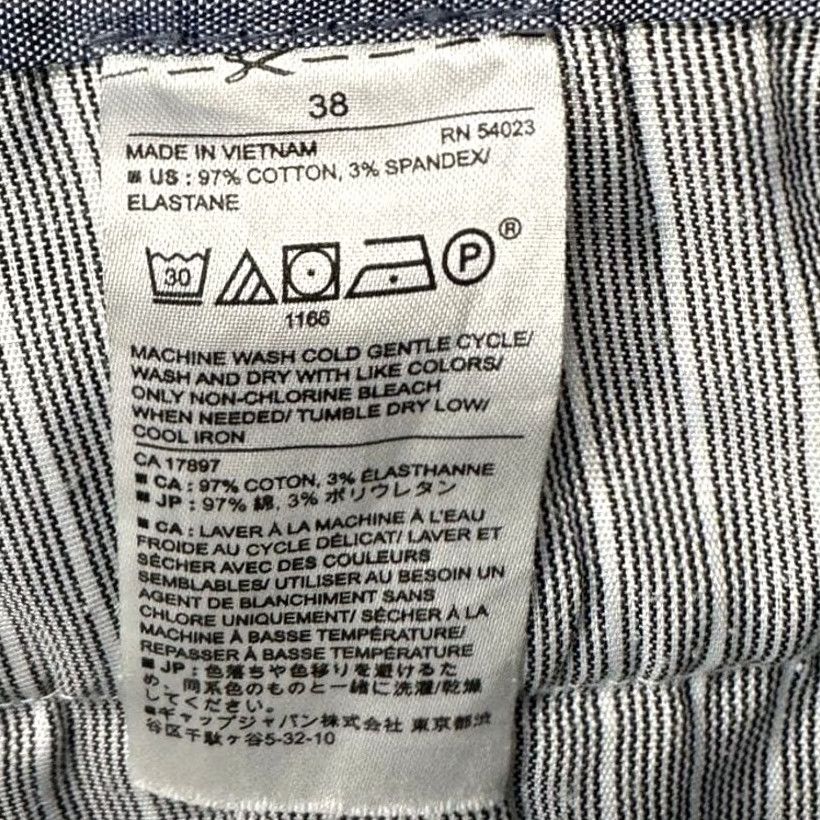 Banana Republic Banana Republic Shorts Mens 38 Gray Aiden Club Men Size Plaid Red White Size US 38 / EU 54 - 5 Thumbnail