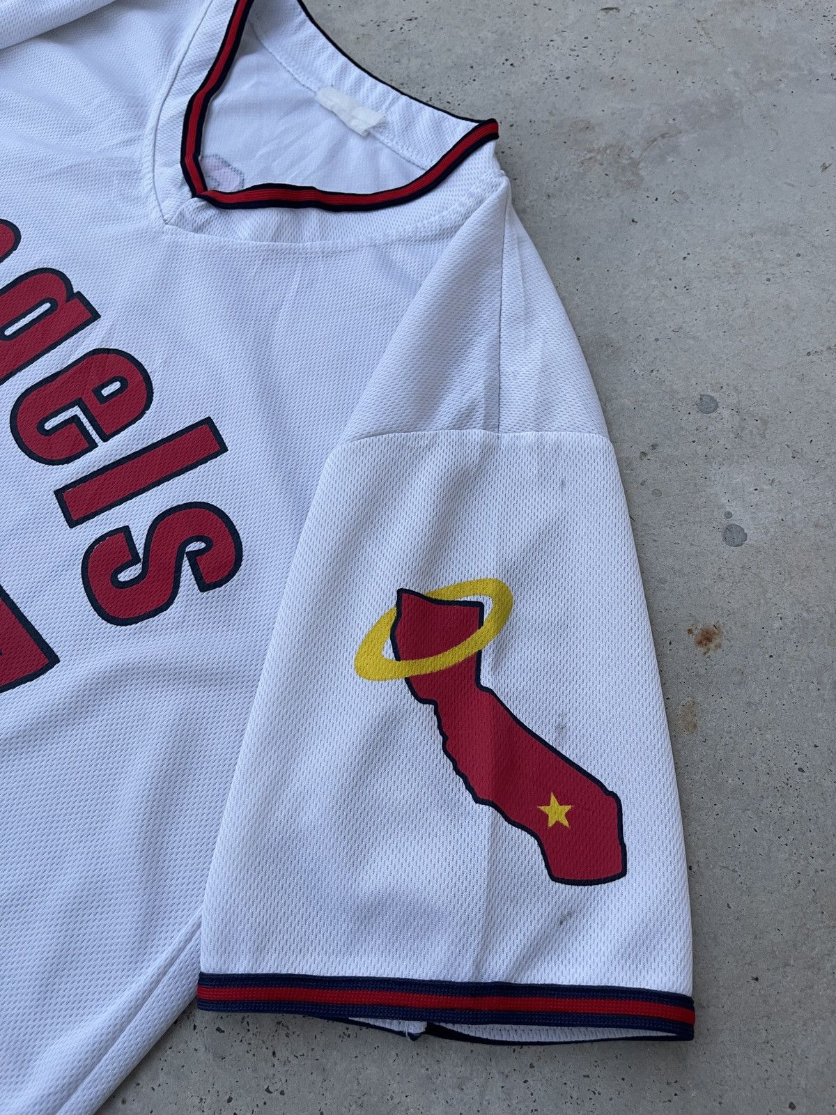 MLB Mike Trout Angels Jersey Size US L / EU 52-54 / 3 - 6 Thumbnail