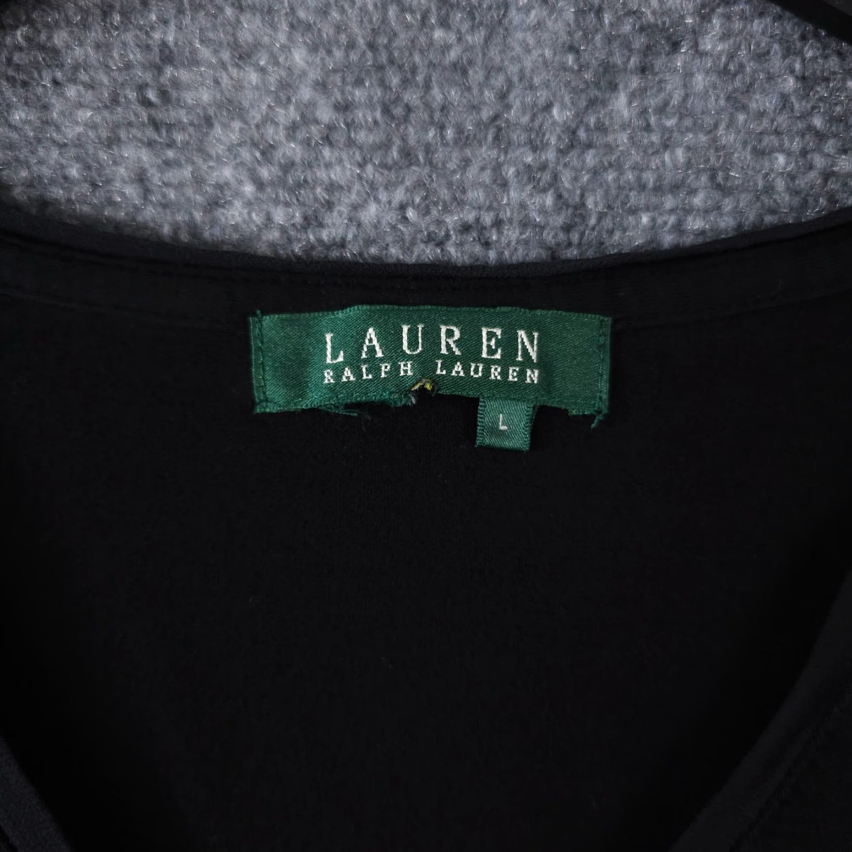 Ralph Lauren Lauren Ralph Lauren Shirt Womens Large Black Sheer Ruffle Cap Sleeve V Neck Top Size L / US 10 / IT 46 - 3 Thumbnail