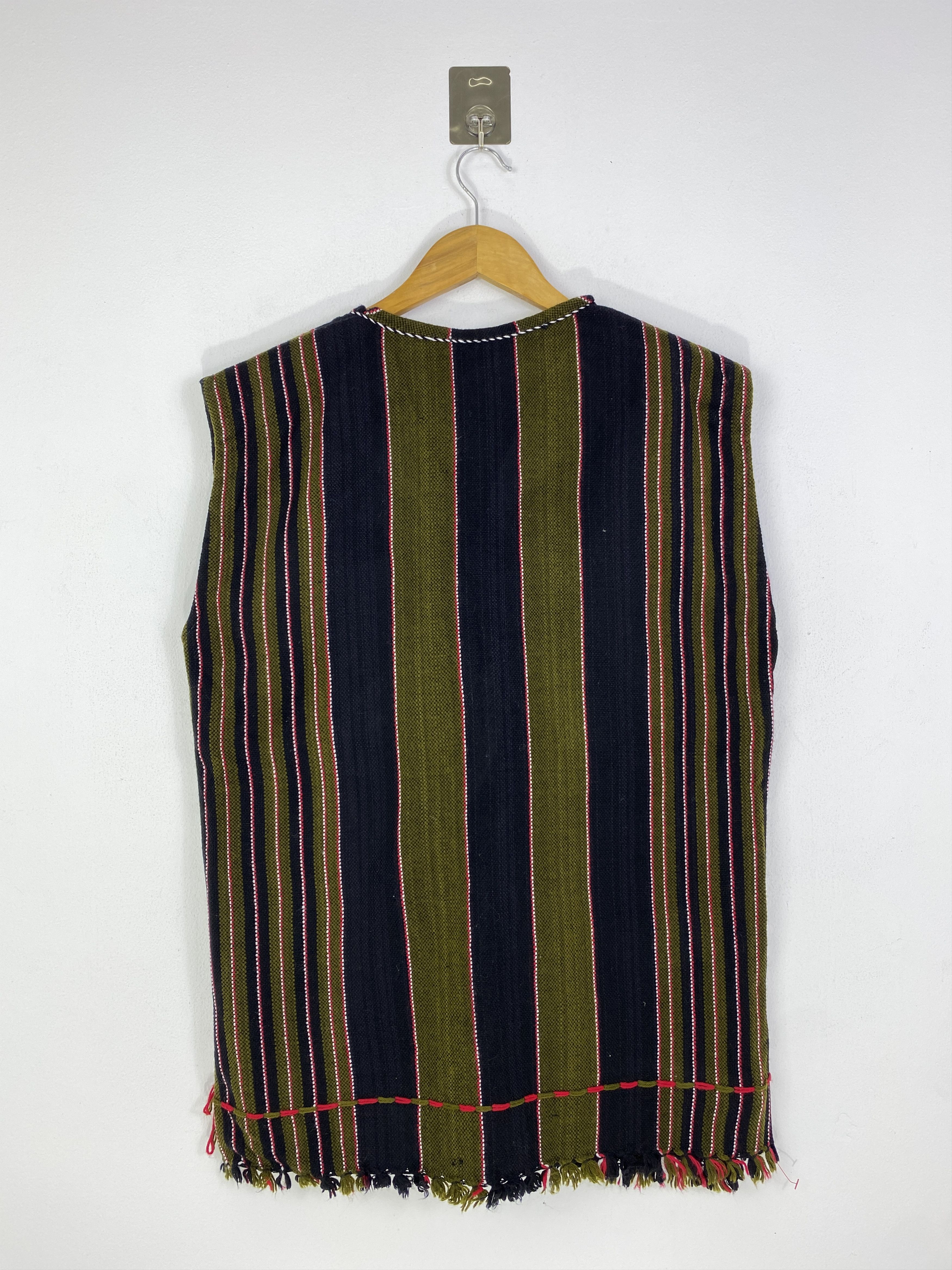Japanese Brand Vintage Japanese Brand Native Button Up Vest J0084 Size US M / EU 48-50 / 2 - 3 Thumbnail