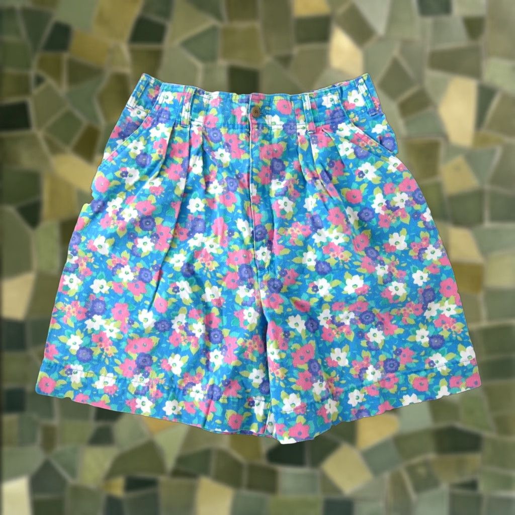 Vintage VINTAGE Hunt Club Bermuda Shorts Women L/12 Floral Rise High Pocket 14" Inseam 30" Waist 42" Hip Blue Pink Green Cotton 80s 90s Floral Womens Size 34" / US 12 / IT 48 - 1 Thumbnail