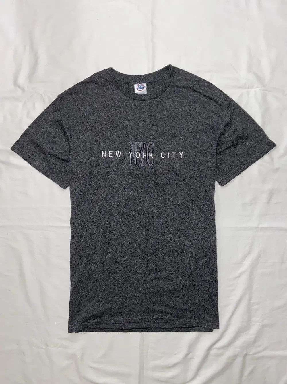 Vintage VINTAGE NEW YORK NY TEE T SHIRT Y2K STREETWEAR USA AMERICA Size US M / EU 48-50 / 2 - 1 Thumbnail