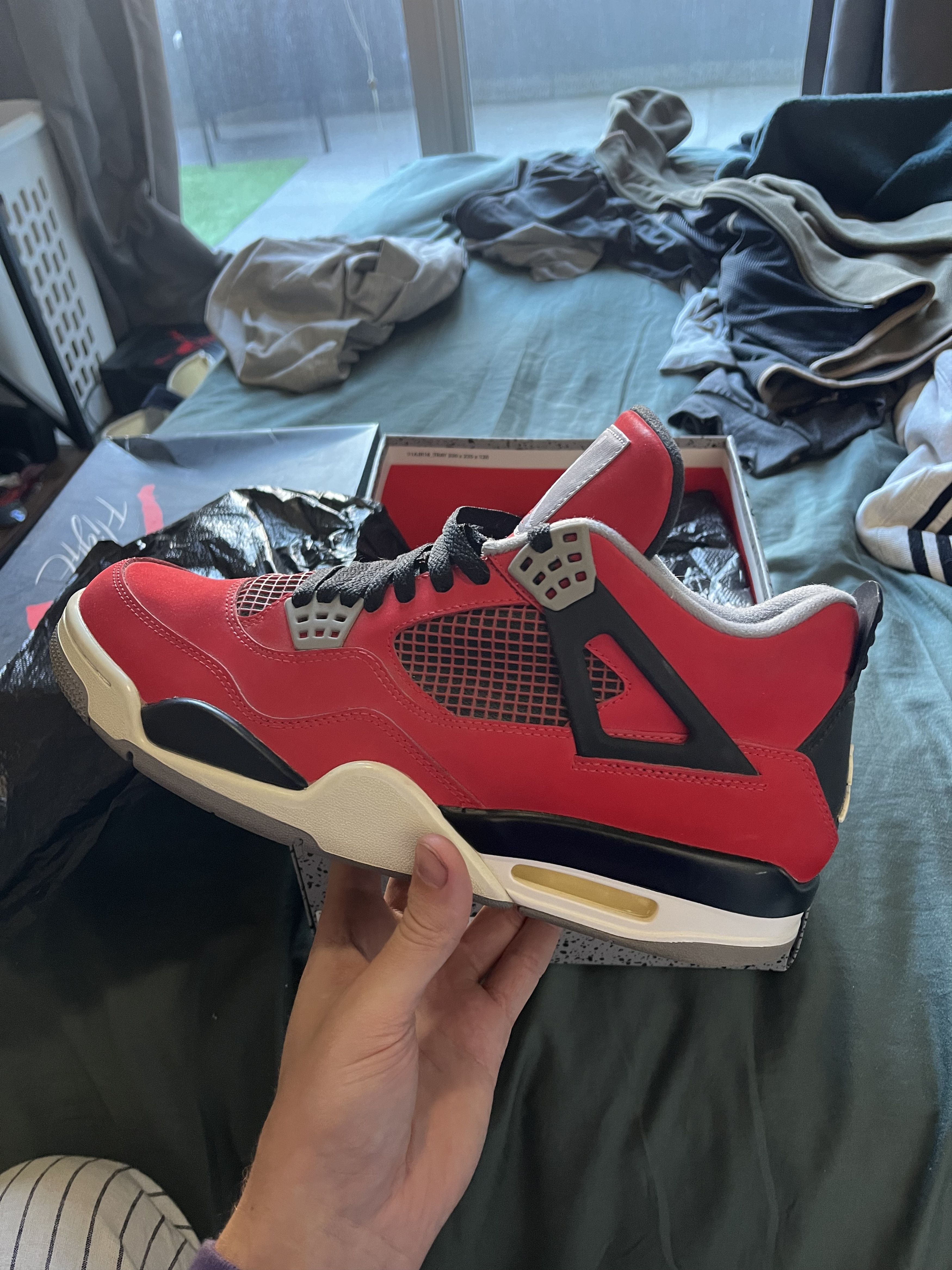 Jordan Brand Air Jordan 4 Retro Toro Size US 10.5 / EU 43-44 - 3 Thumbnail
