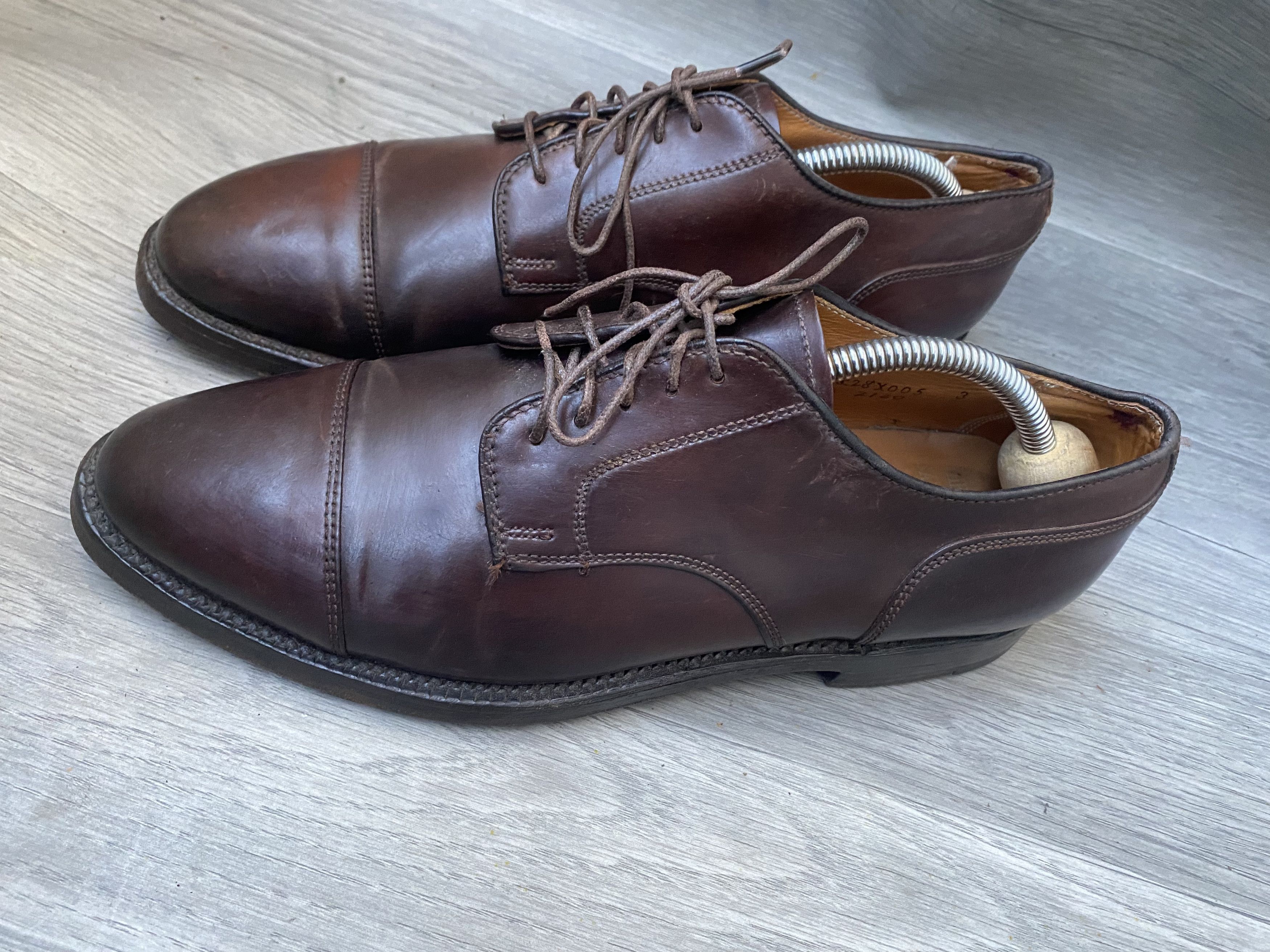 Alden Alden cap-toe shell cordovan dress oxford shoes sz 7.5 Size US 7.5 / EU 40-41 - 4 Thumbnail