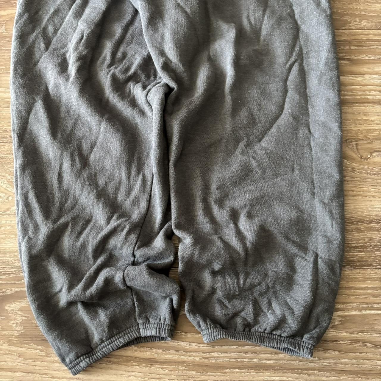 Vintage Crazy Vintage Y2K/2000s Baggy Grey Skater Essential Sweatpants! Fits L Size US 36 / EU 52 - 5 Thumbnail