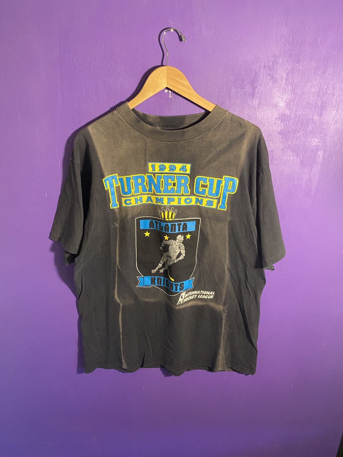 Vintage Vintage 1994 Atlanta Knights Turner cup faded t-shirt Size US L / EU 52-54 / 3 - 1 Thumbnail