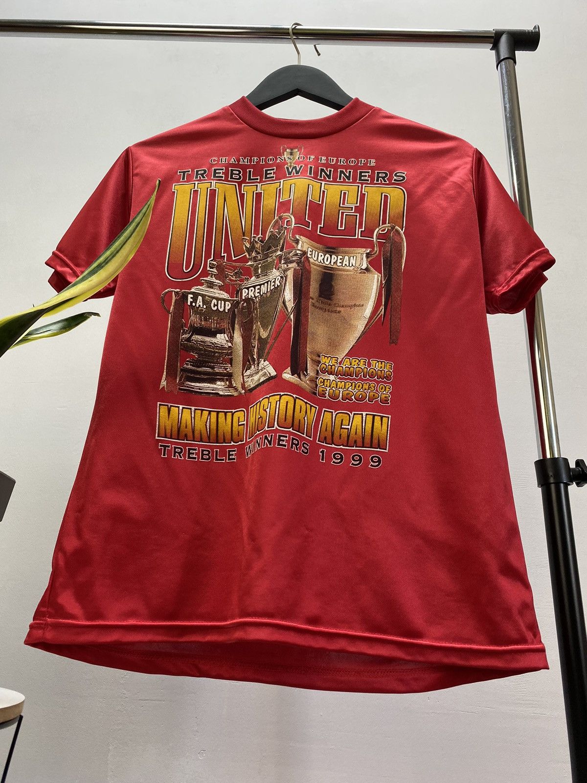 Vintage 1999 Manchester United Treble Winner T-Shirt Size US M / EU 48-50 / 2 - 5 Thumbnail