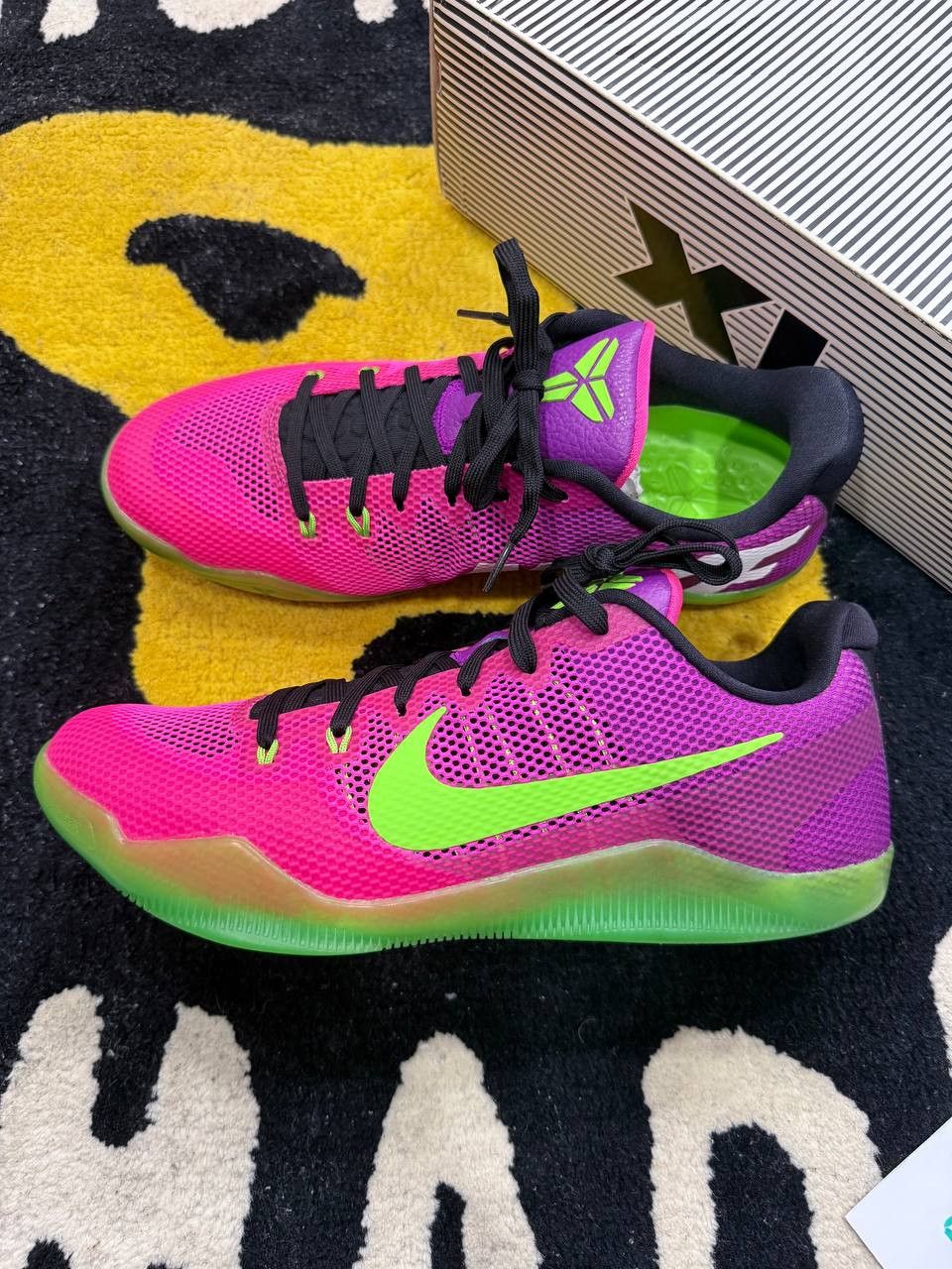 Nike Nike Kobe 11 EM Low Mambacurial (2016) 836183-635 Size US 11.5 / EU 44-45 - 1 Thumbnail