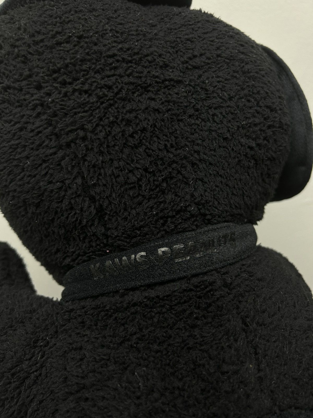 Kaws × Peanuts Kaws x Peanuts Big Snoopy Plush Black Size ONE SIZE - 6 Thumbnail