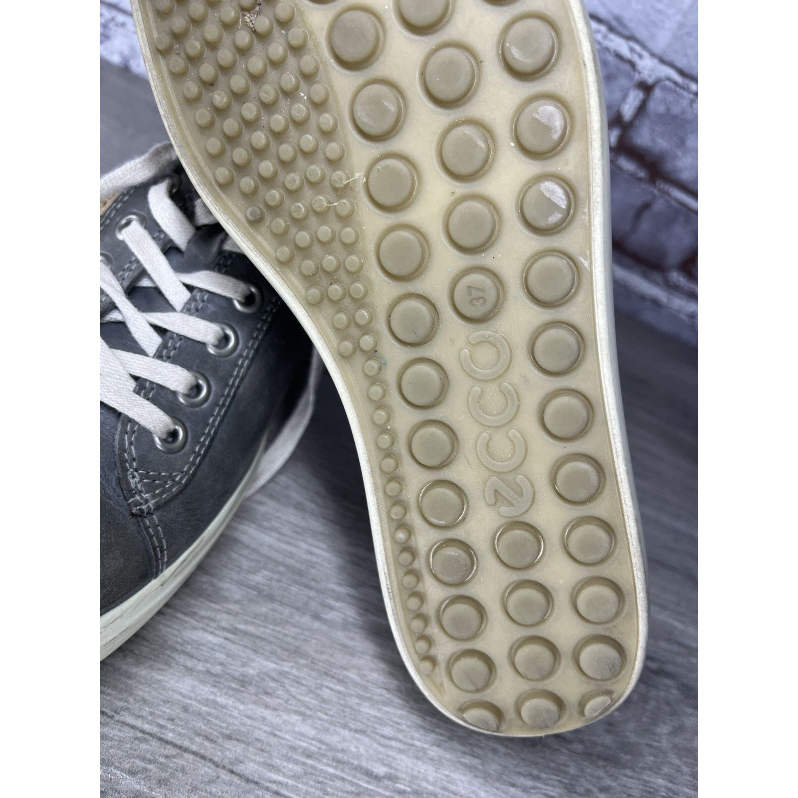 Ecco Ecco Danish Design Gray Leather Lace Up Sneakers Shoes Women Size US 6.5 / IT 36.5 - 19 Thumbnail