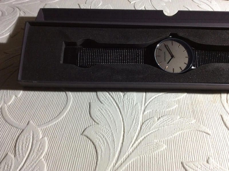 Designer Unknown black mesh bracelet watch Size ONE SIZE - 12 Thumbnail