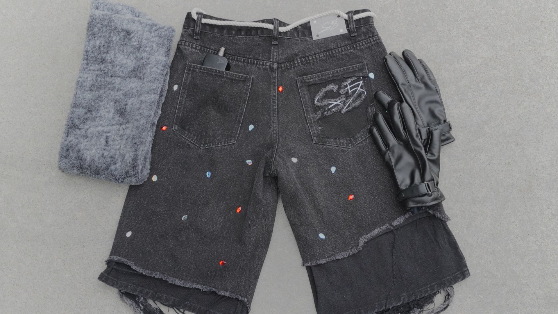 Other Anarchy Jorts Size US 30 / EU 46 - 2 Thumbnail