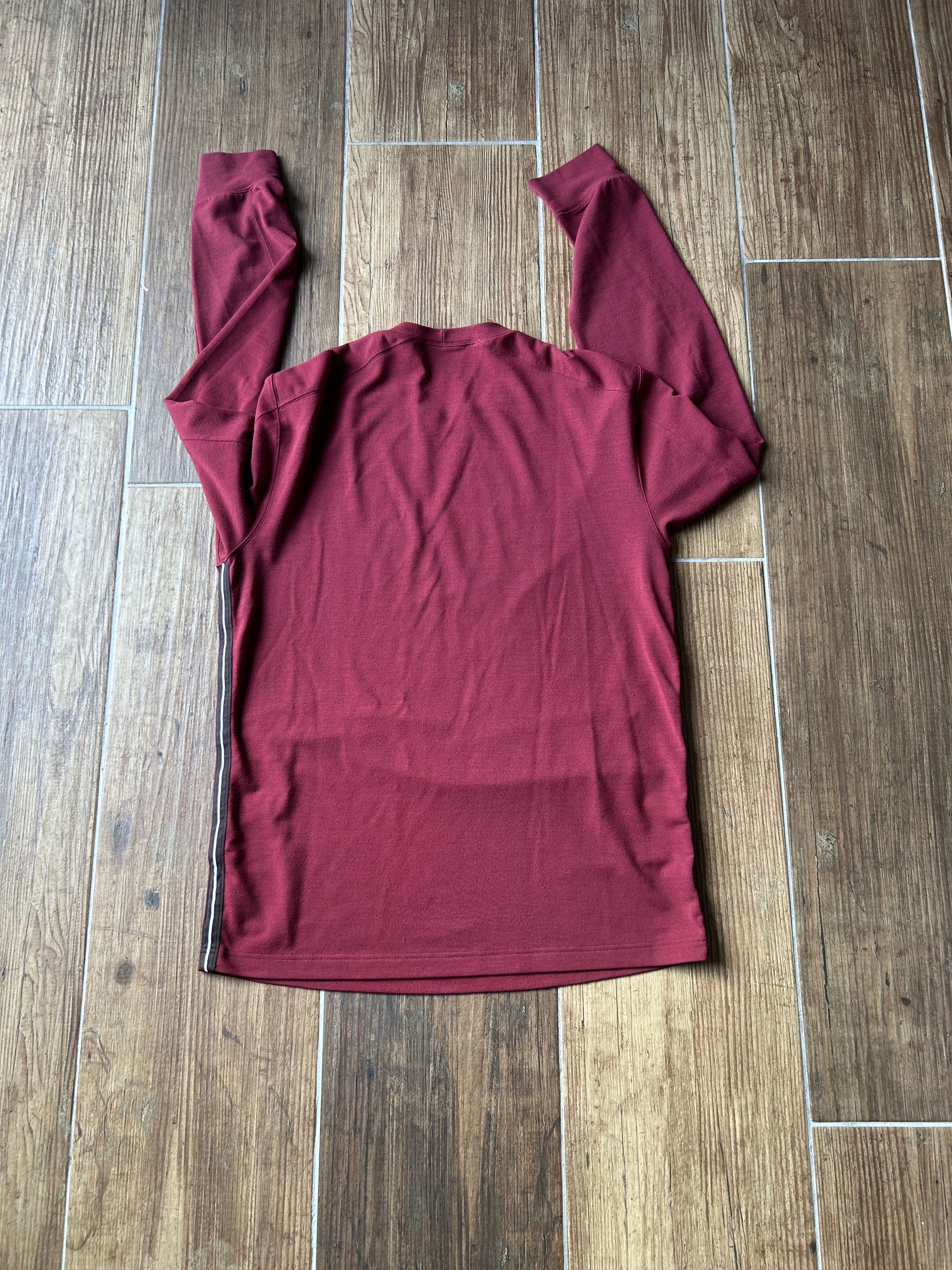 Prada Vintage Prada Sports top Size US XL / EU 56 / 4 - 2 Thumbnail