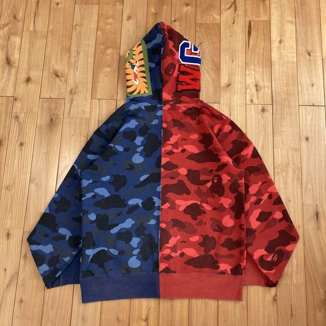 Bape BAPE Shark Full Zip Hoodie Red Camo x Blue Camo APE Size US M / EU 48-50 / 2 - 2 Thumbnail