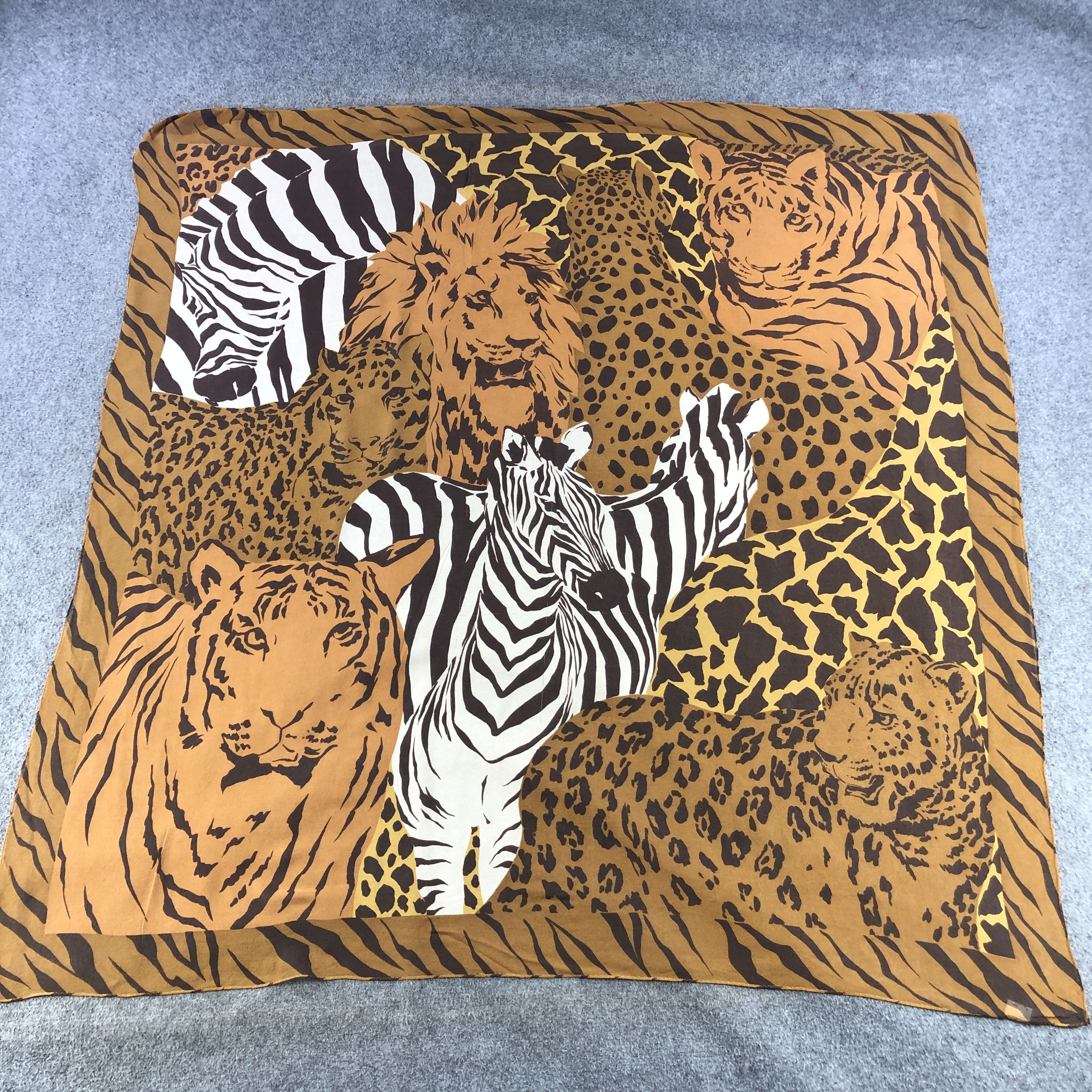 Vintage Safari Animals Scarf M1108 Size ONE SIZE - 2 Thumbnail